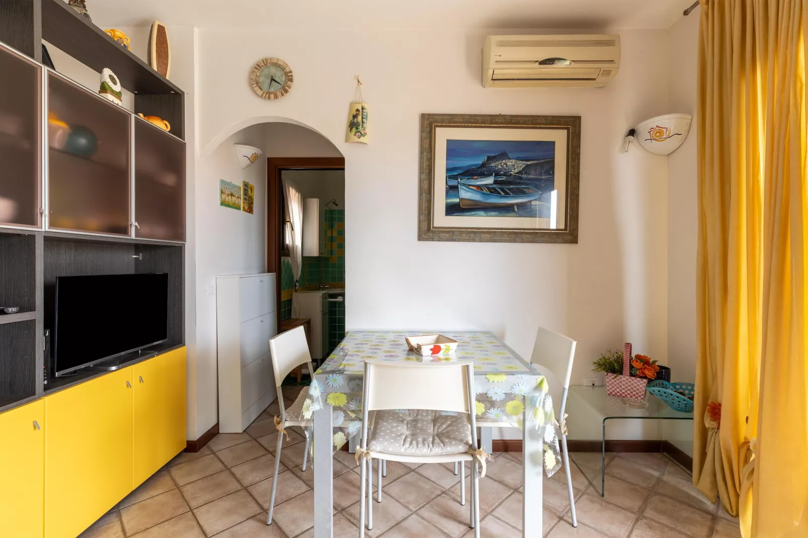 LU BAGNU-Dining room