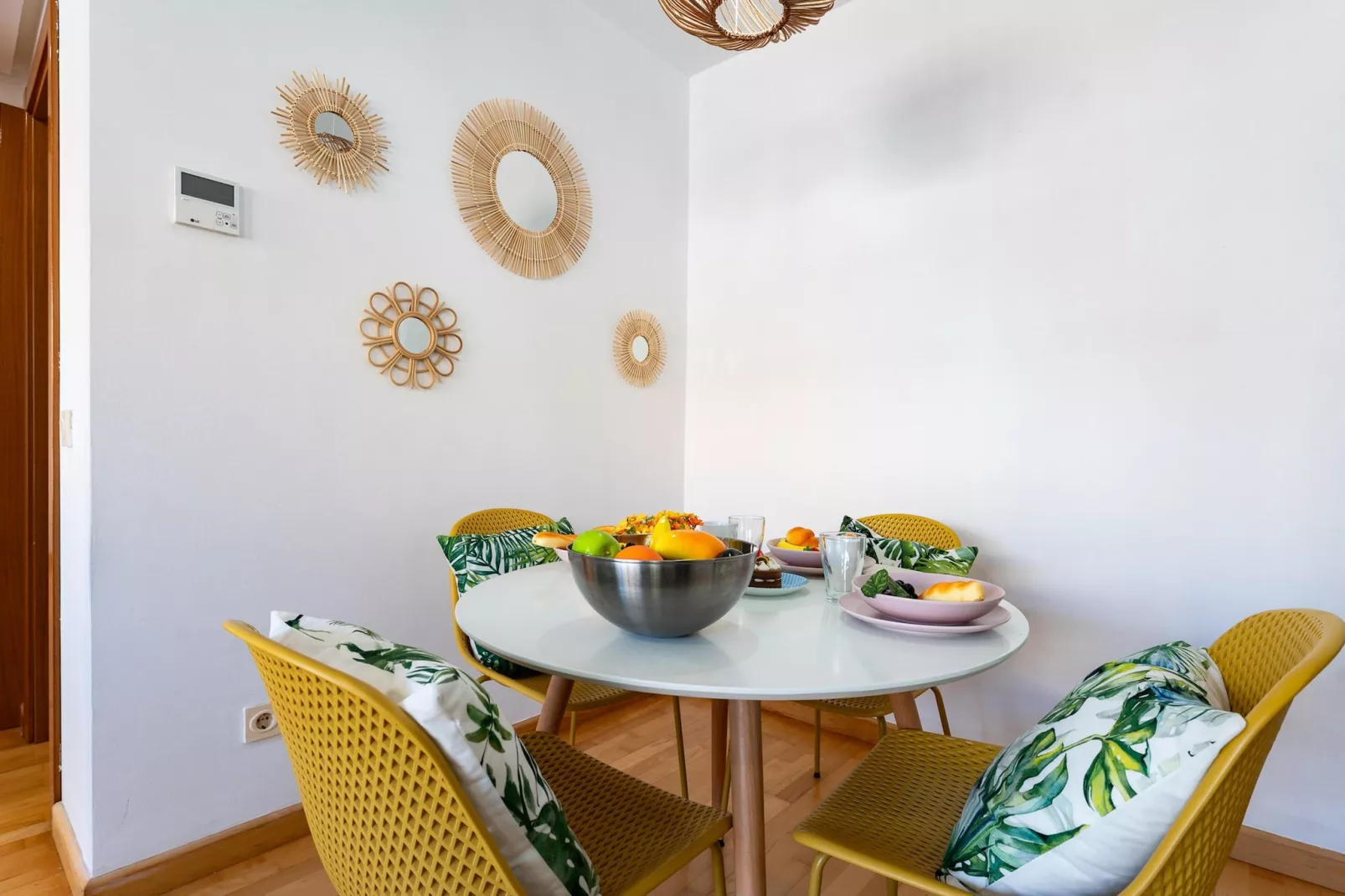 CT 378 - Faro's Malaga Citycenter - Cityapartment for 4 with parking-Esszimmer