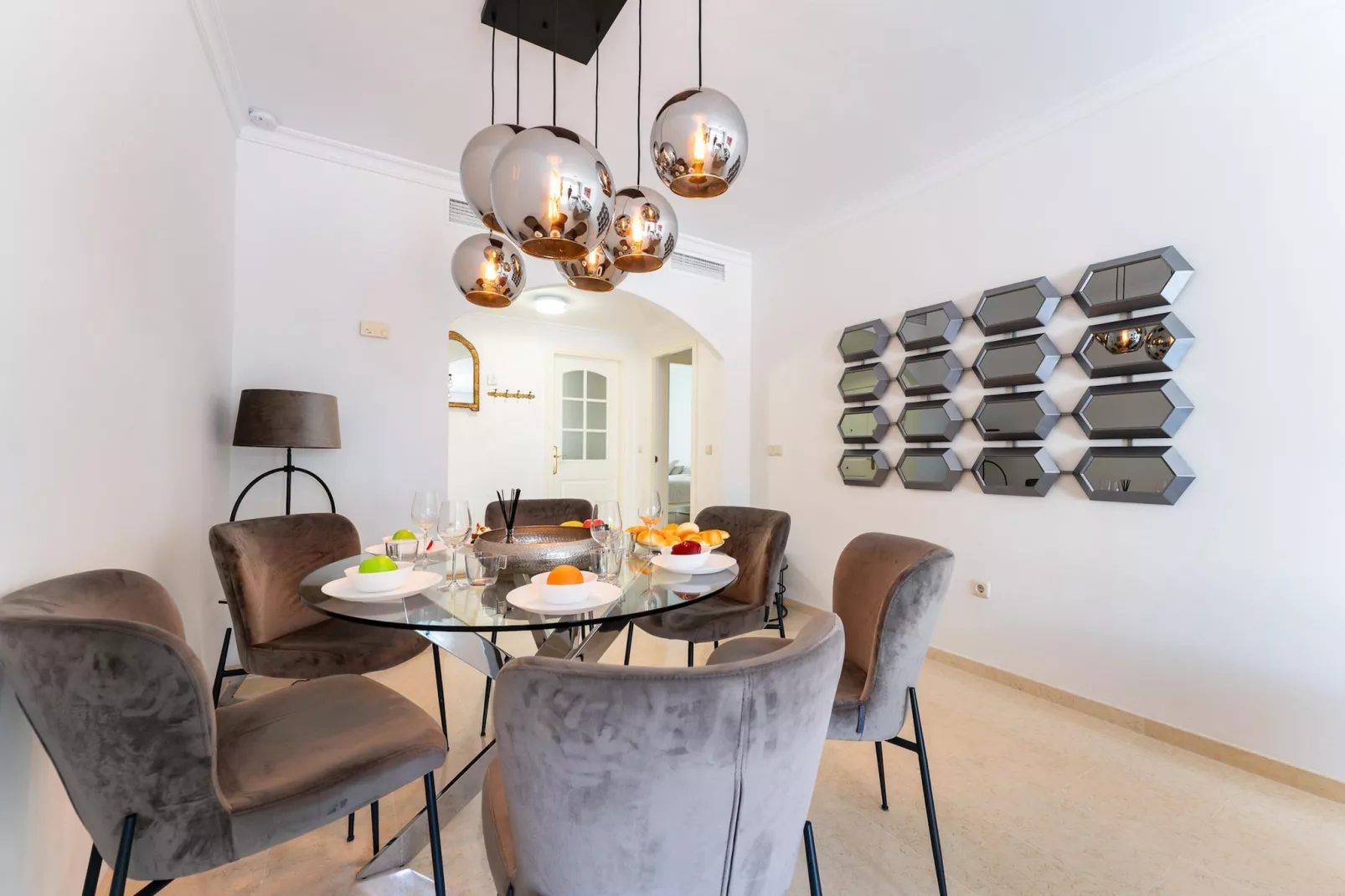 CT 366 - Faro's Silent Dream in Elviria - Marbella-Dining room