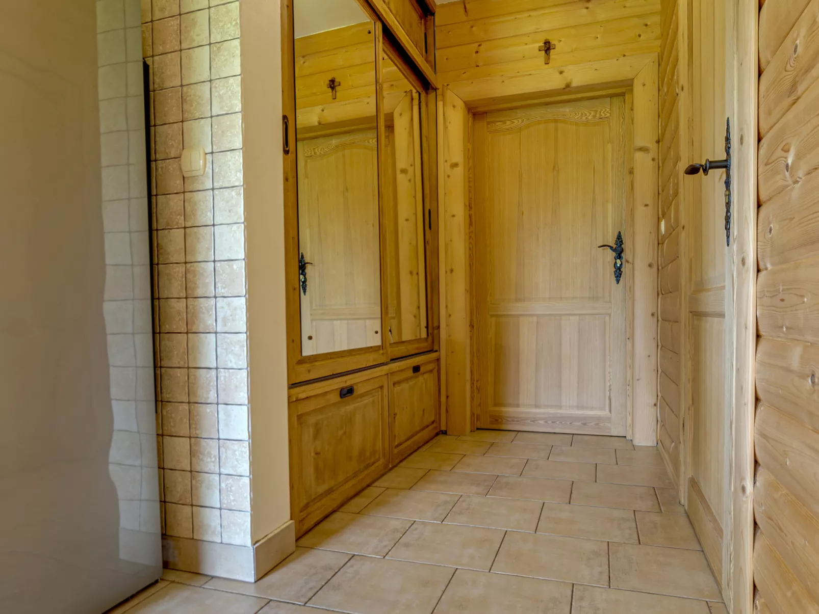 Chata pod Grapom-Inside