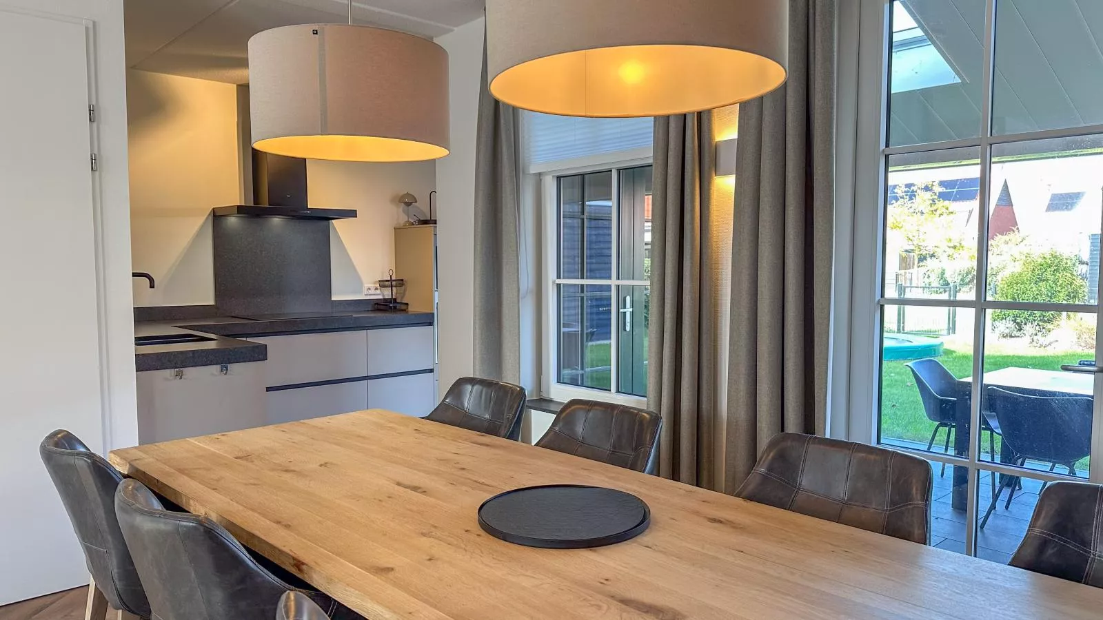 Dune Deluxe 81-Salle à manger