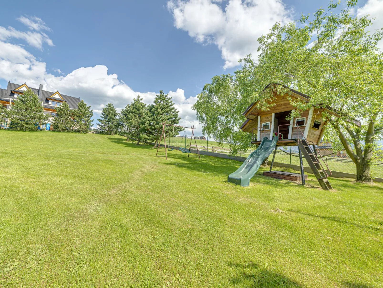 Chata pod Grapom-Outside