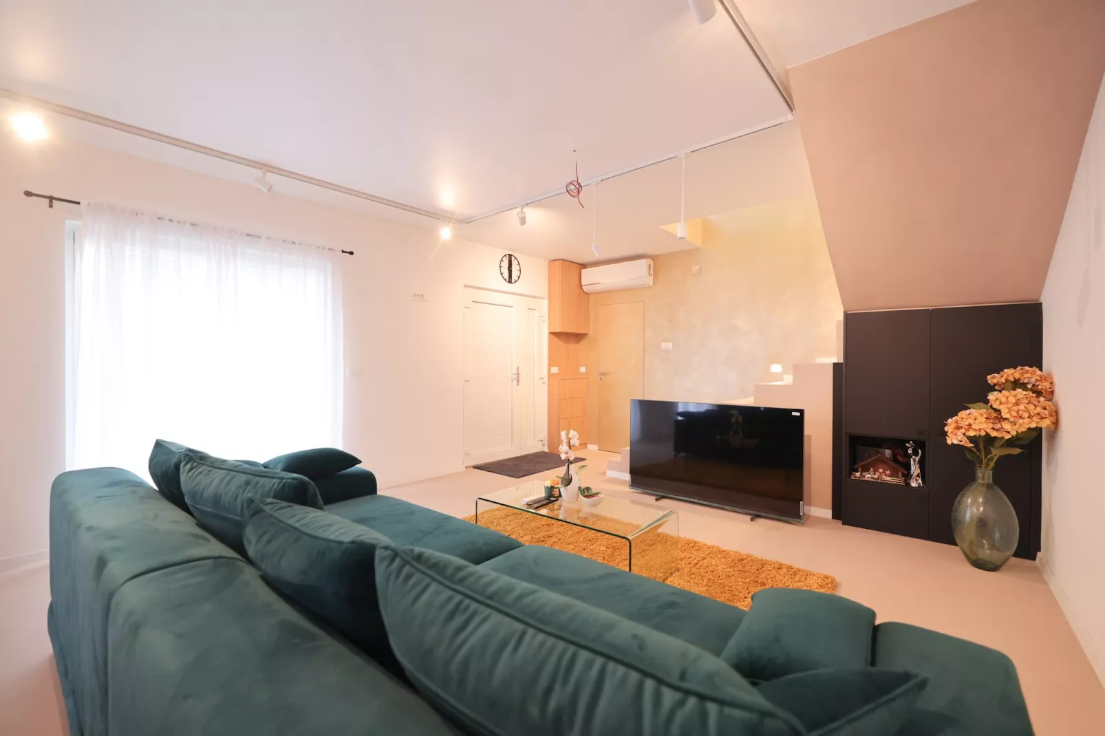 Villa Sokol with private pool-Salon