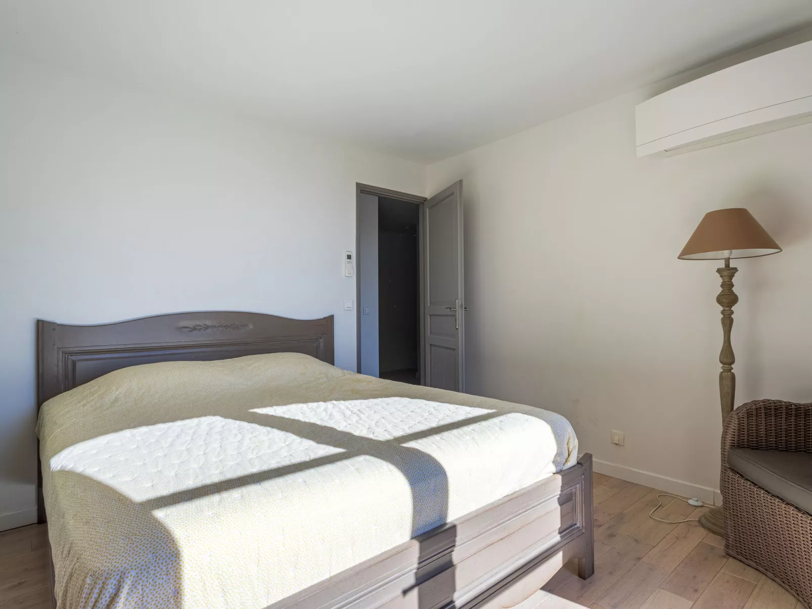 Villa du Canadel-Inside