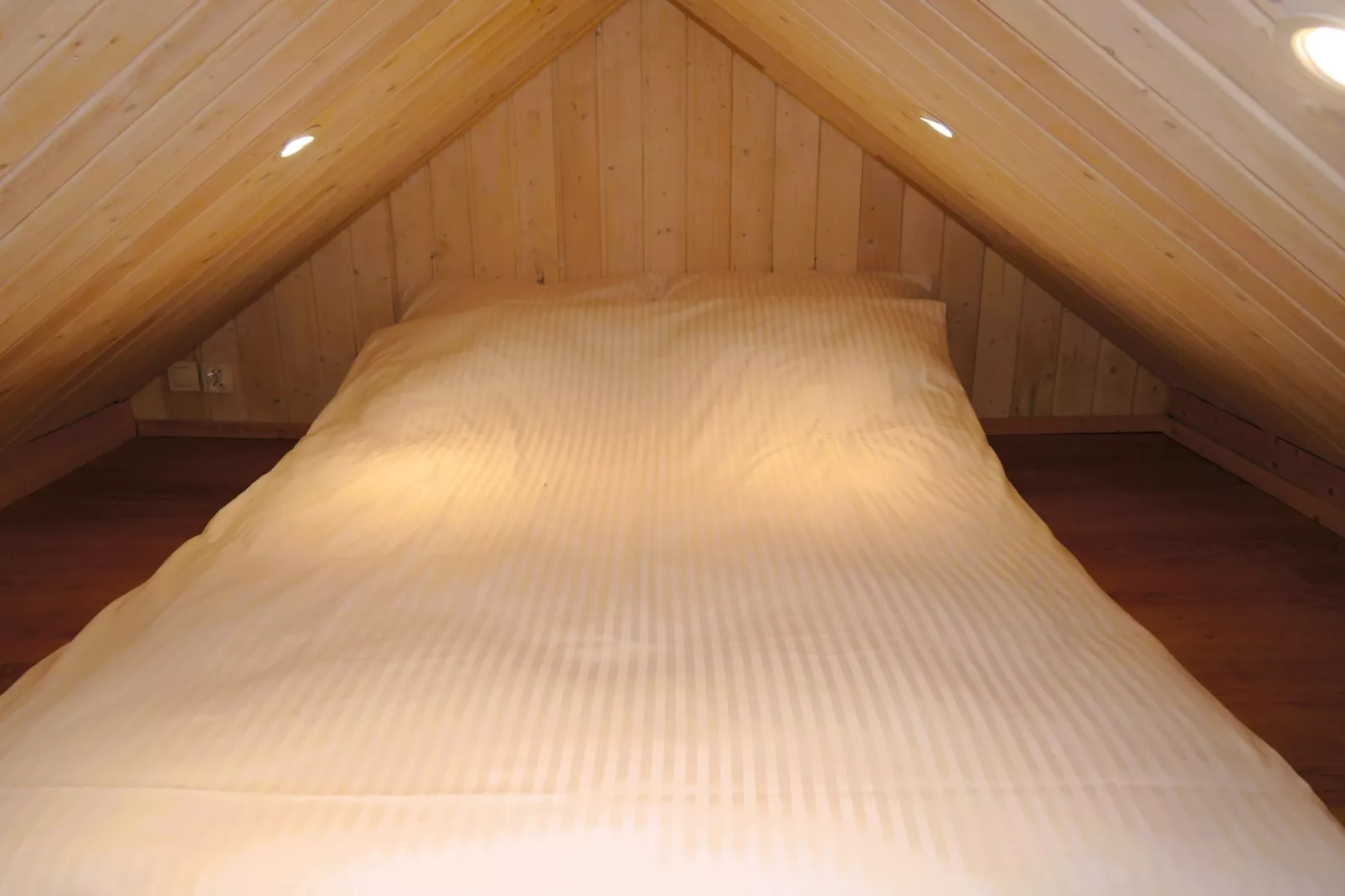 Turkusowa osada Wapnica-Chambre