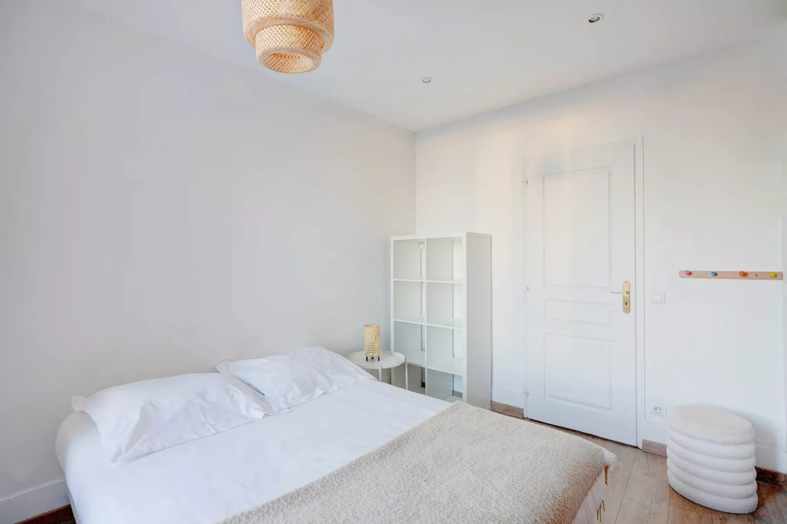 TB-101-THOREZ-Bedroom