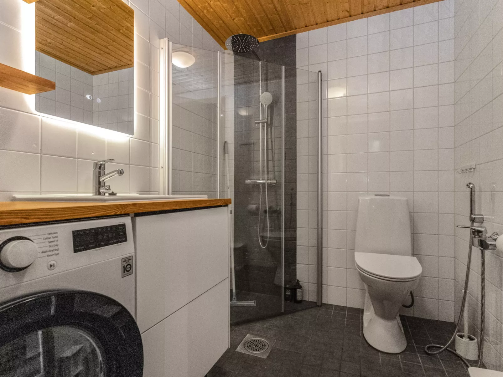 Kultapiisku 2-Drinnen