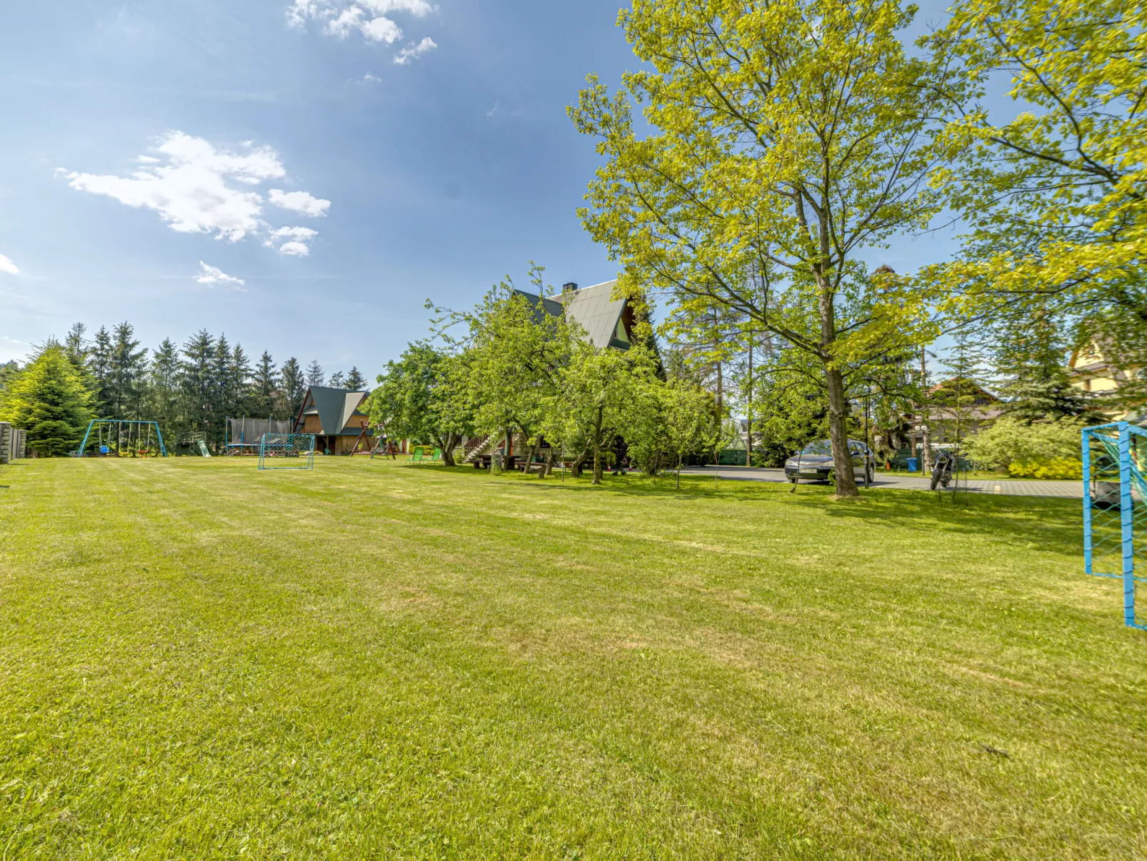 Super Hacjenda-Outside