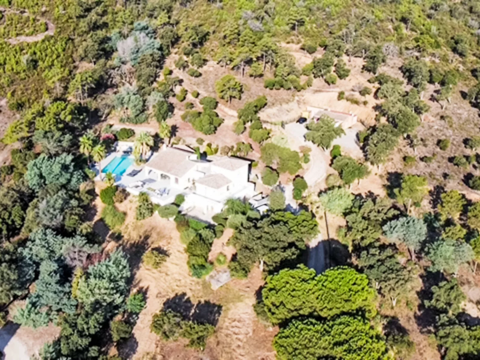 Villa Resedas-Outside