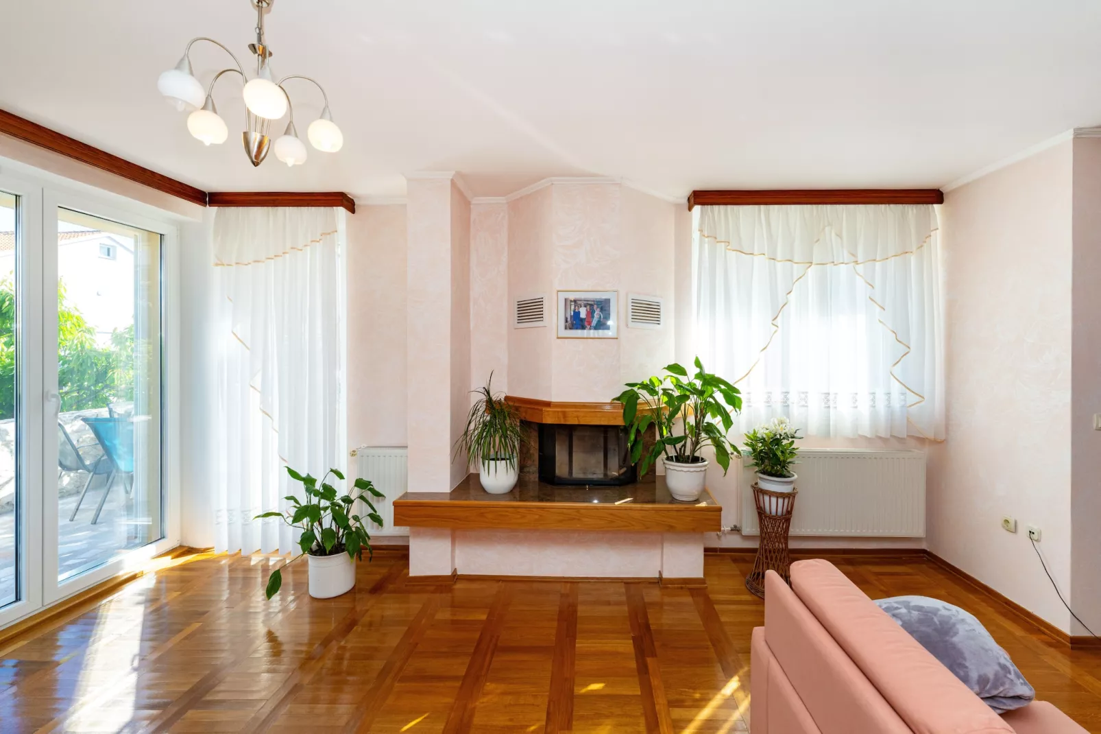 Beach house Privlaka-Wohnzimmer