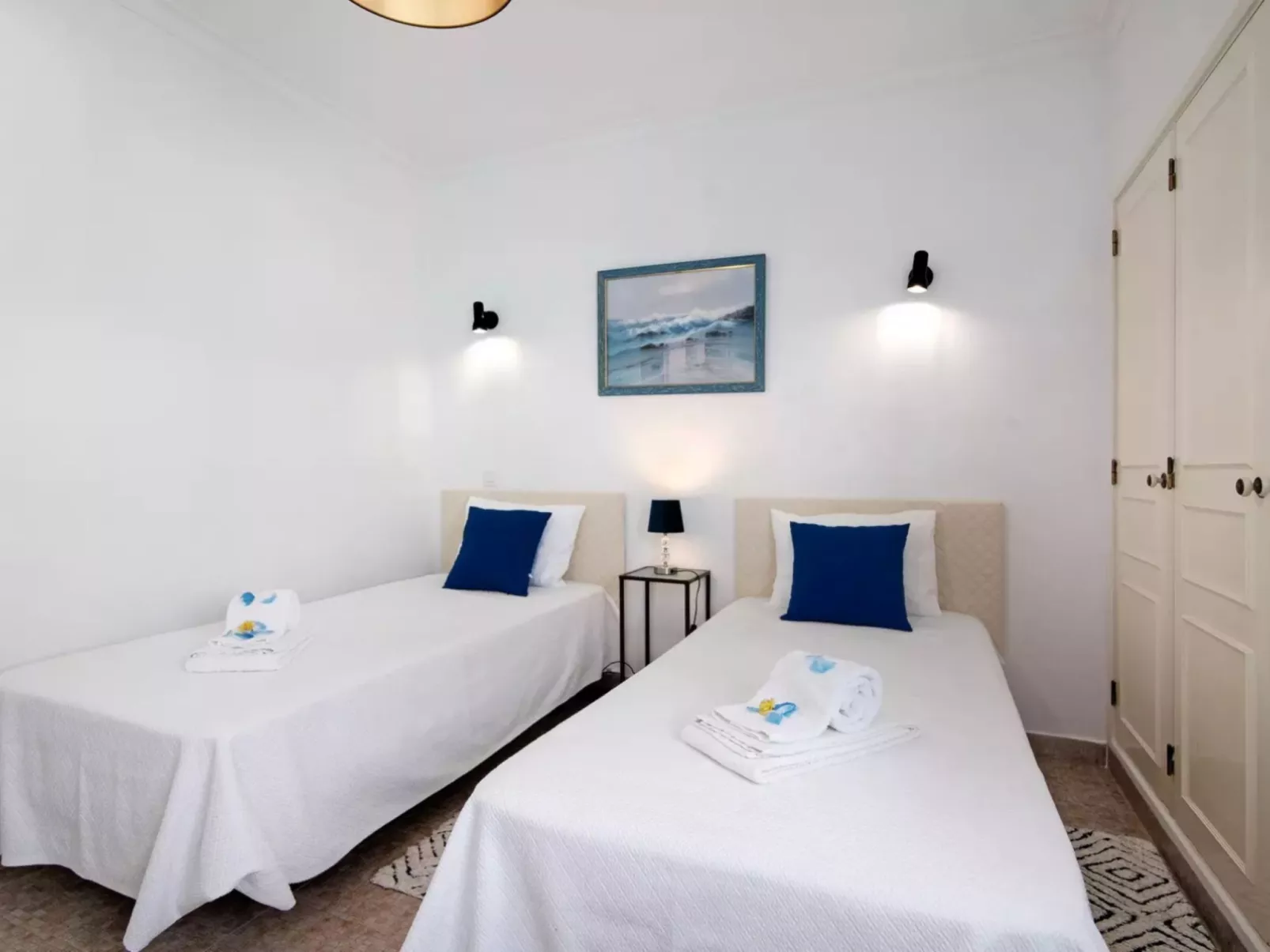 Kaya- Sunny Way-Drinnen