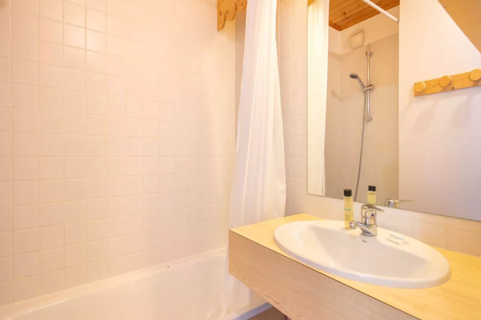 Vega N°703 - 2P7 Duplex-Badezimmer