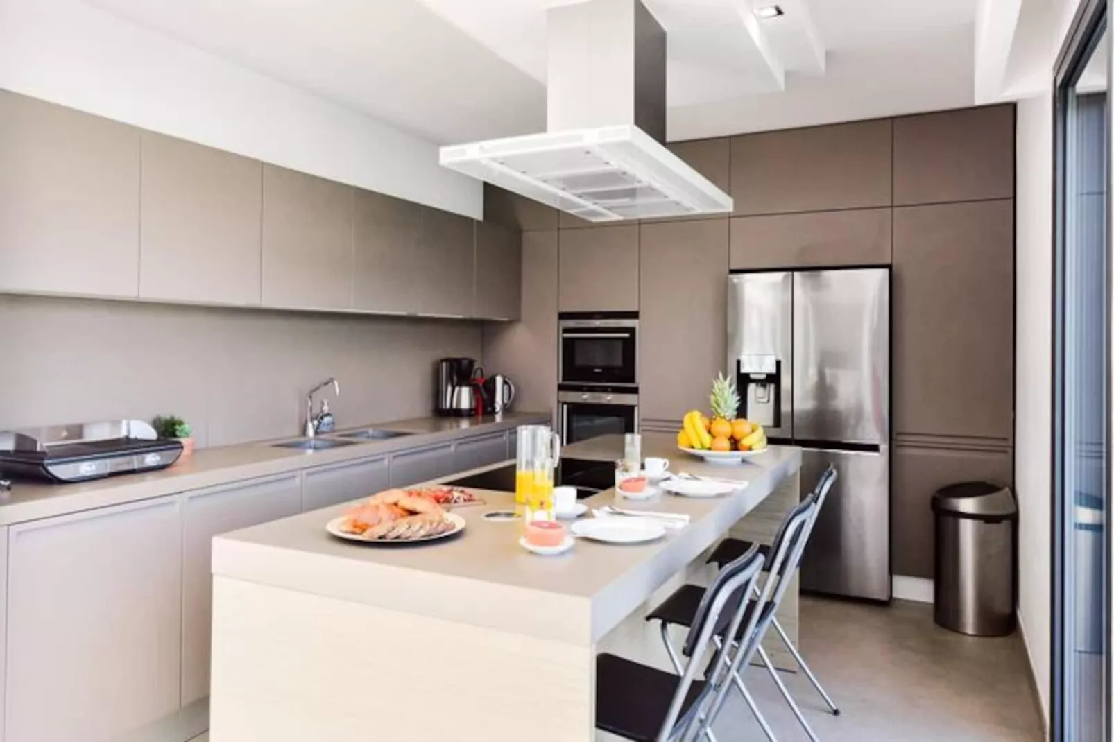 Résidence Villa D&rsquo;architecte Avec Piscine Chauff&eacute;e Pour 10 !-Nicht zugeordnet