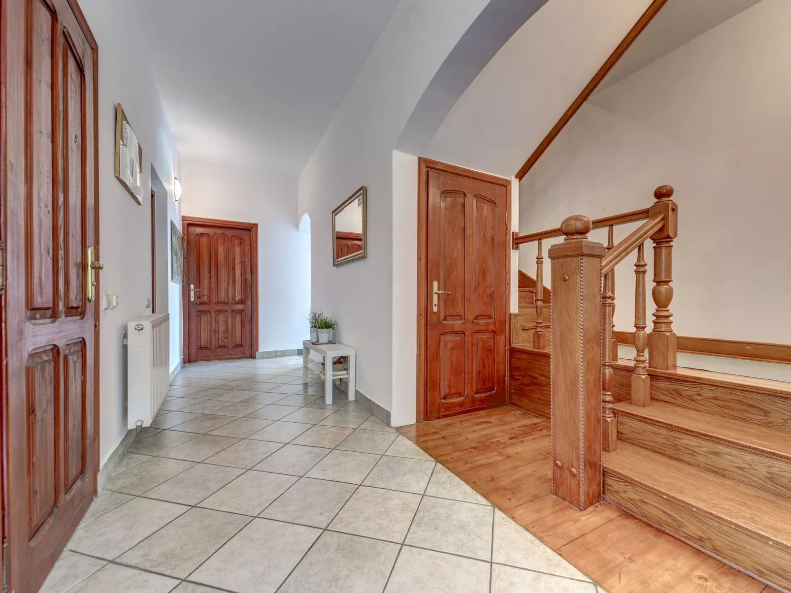 Zameczek Falsztyn-Inside