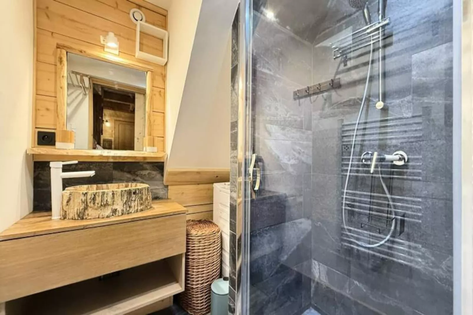 Bel Appartement Face Aux Pistes De Valberg-Nicht zugeordnet