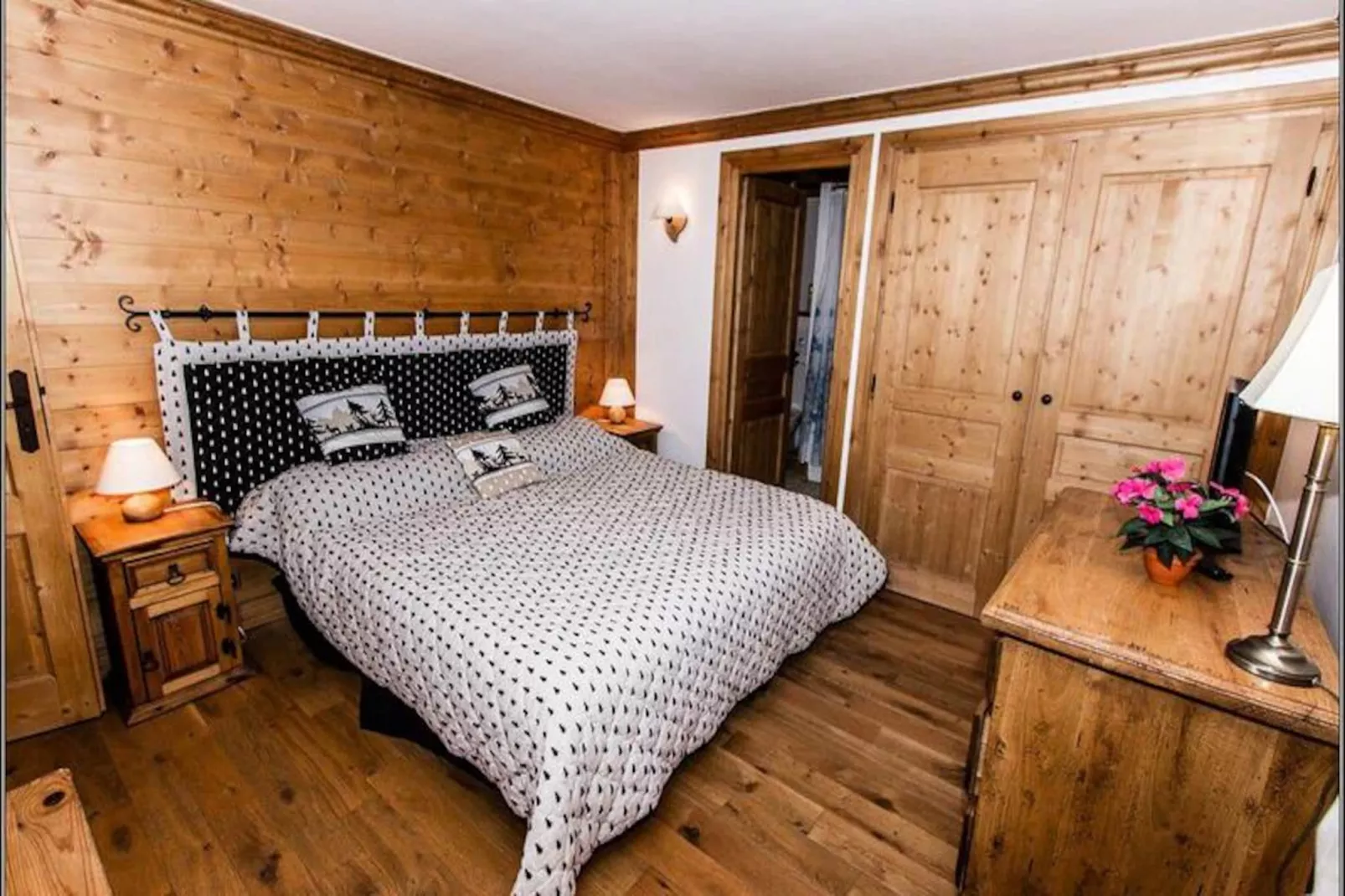 Résidence Roche De Fours-Nicht zugeordnet