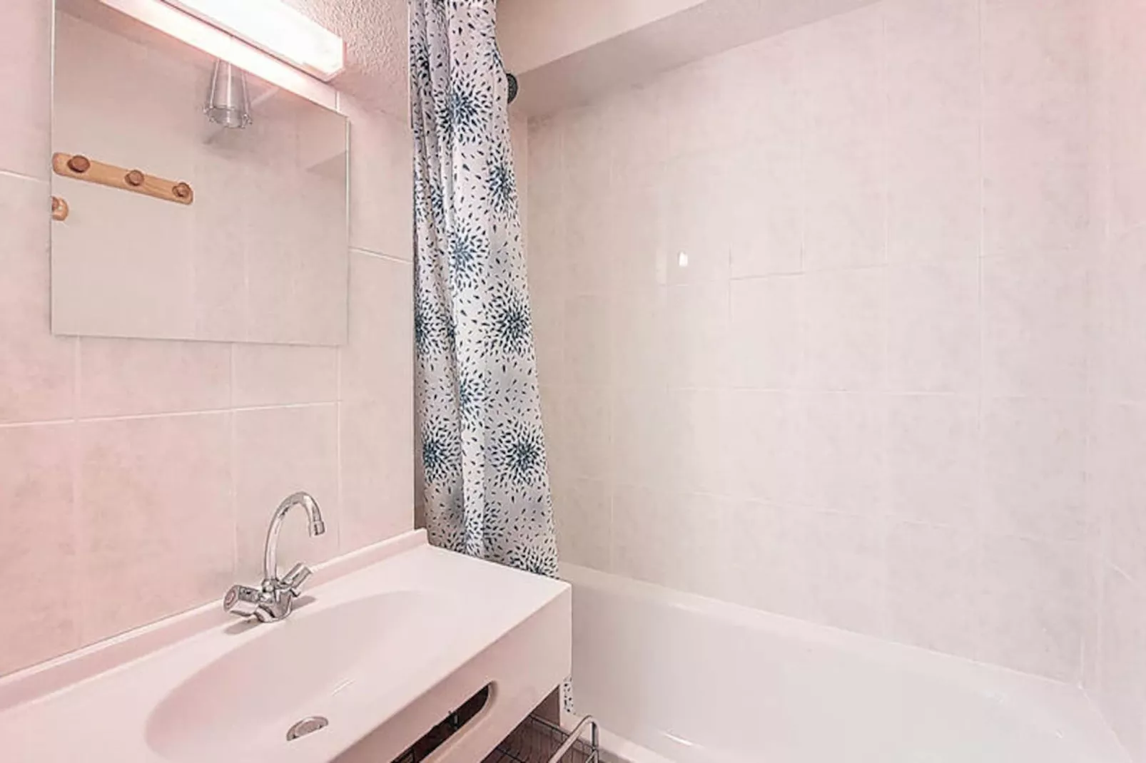 Appartements à Saint Jean d'Aulps-Non tagué