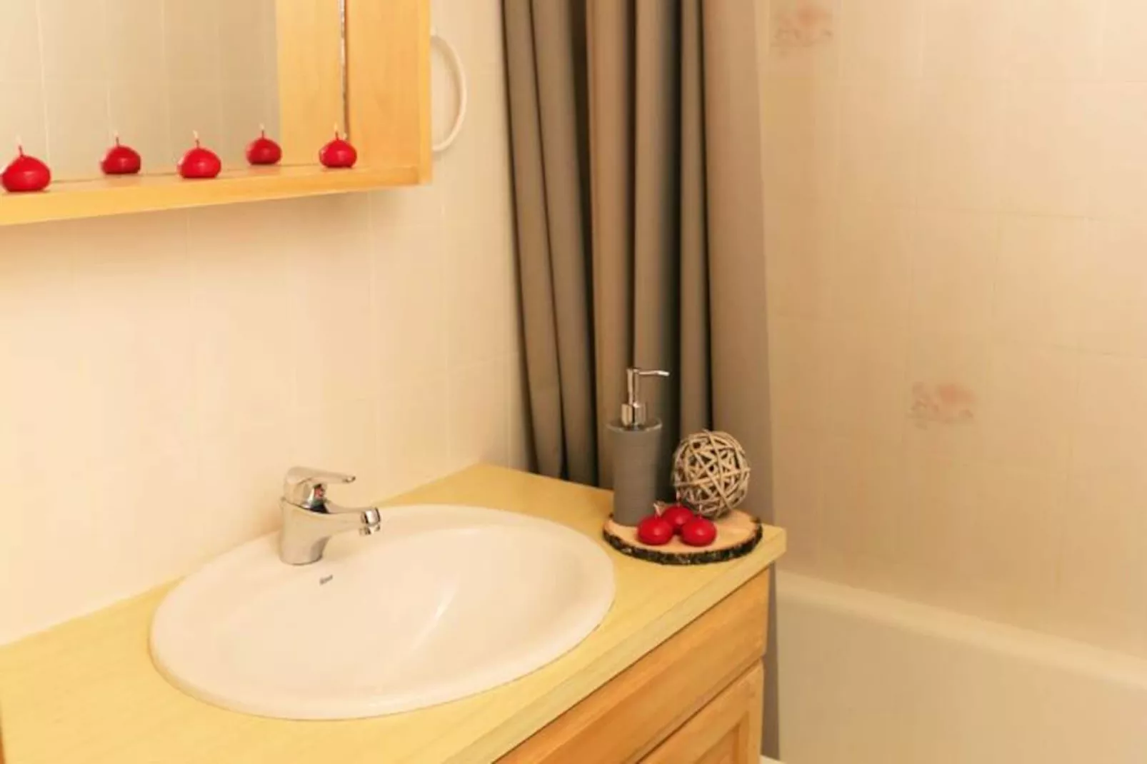 Résidence Champel B (le Nichouette)-Nicht zugeordnet