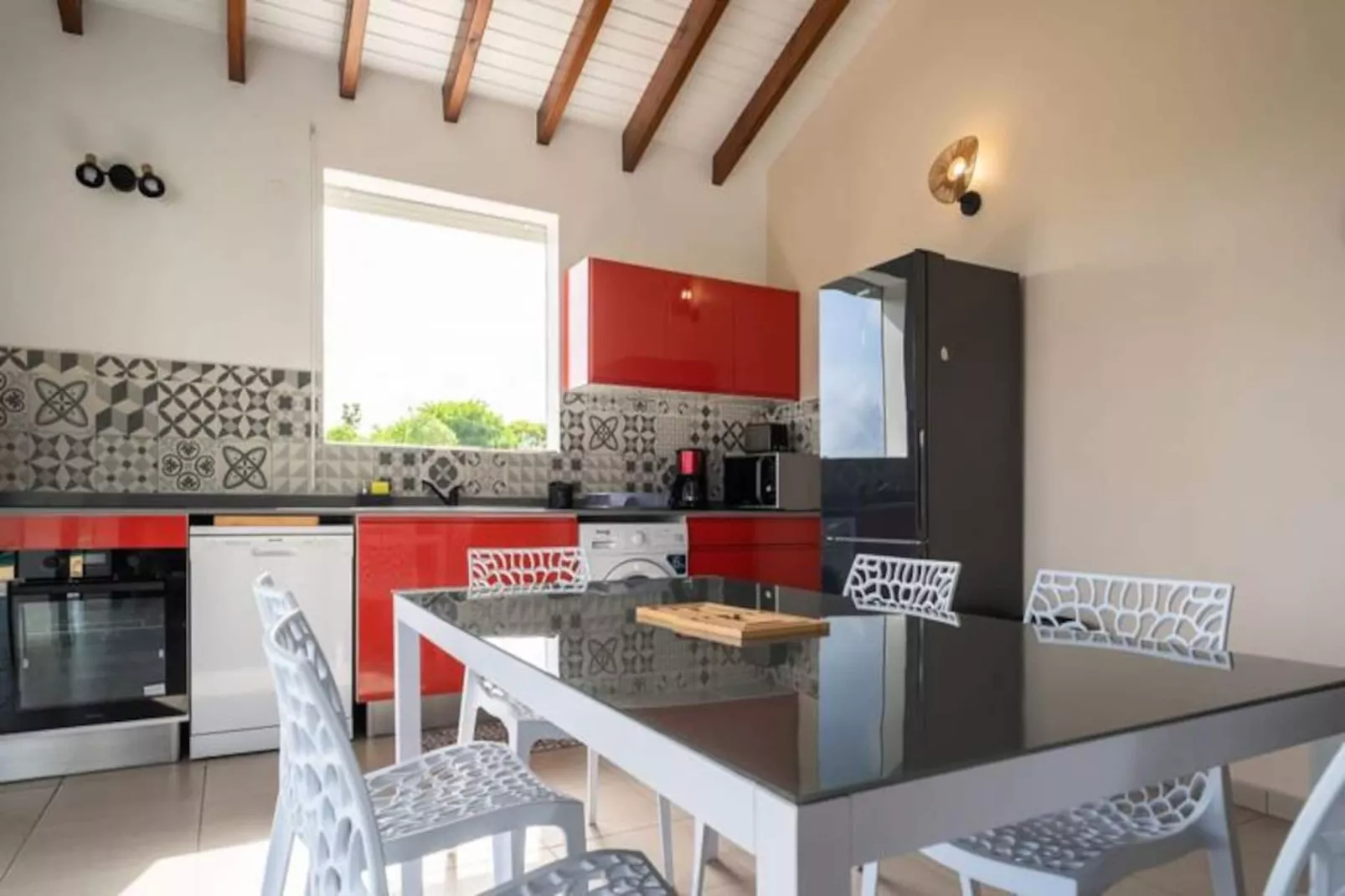 Villa Karaval-Non tagué