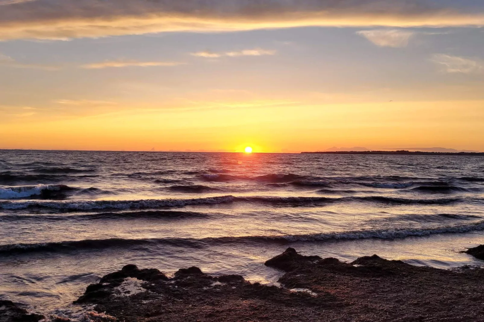 Luxury Retreat by the Sea - By Traum Ferienwohnungen-Water view