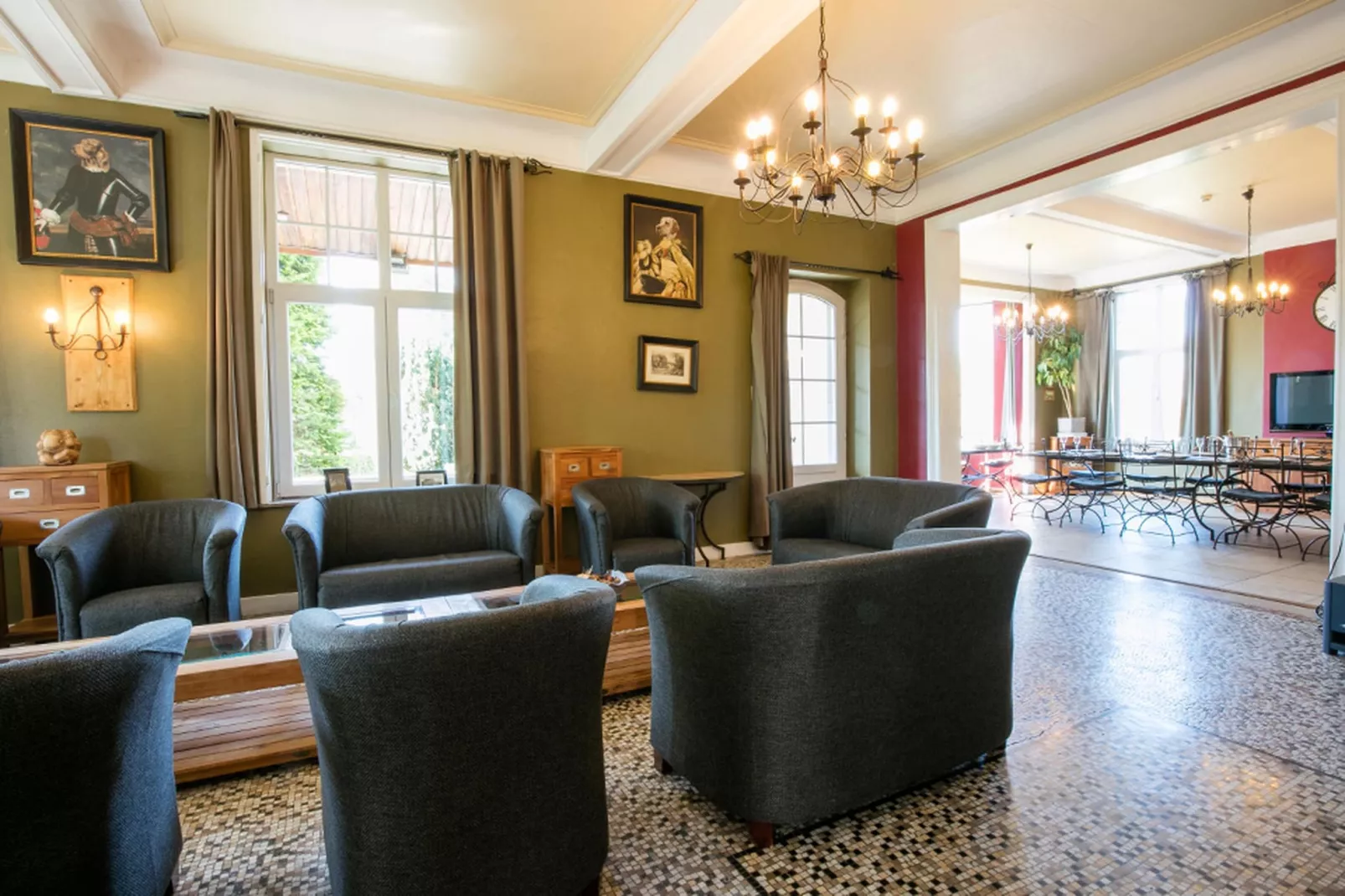 Château de luxe-Living room