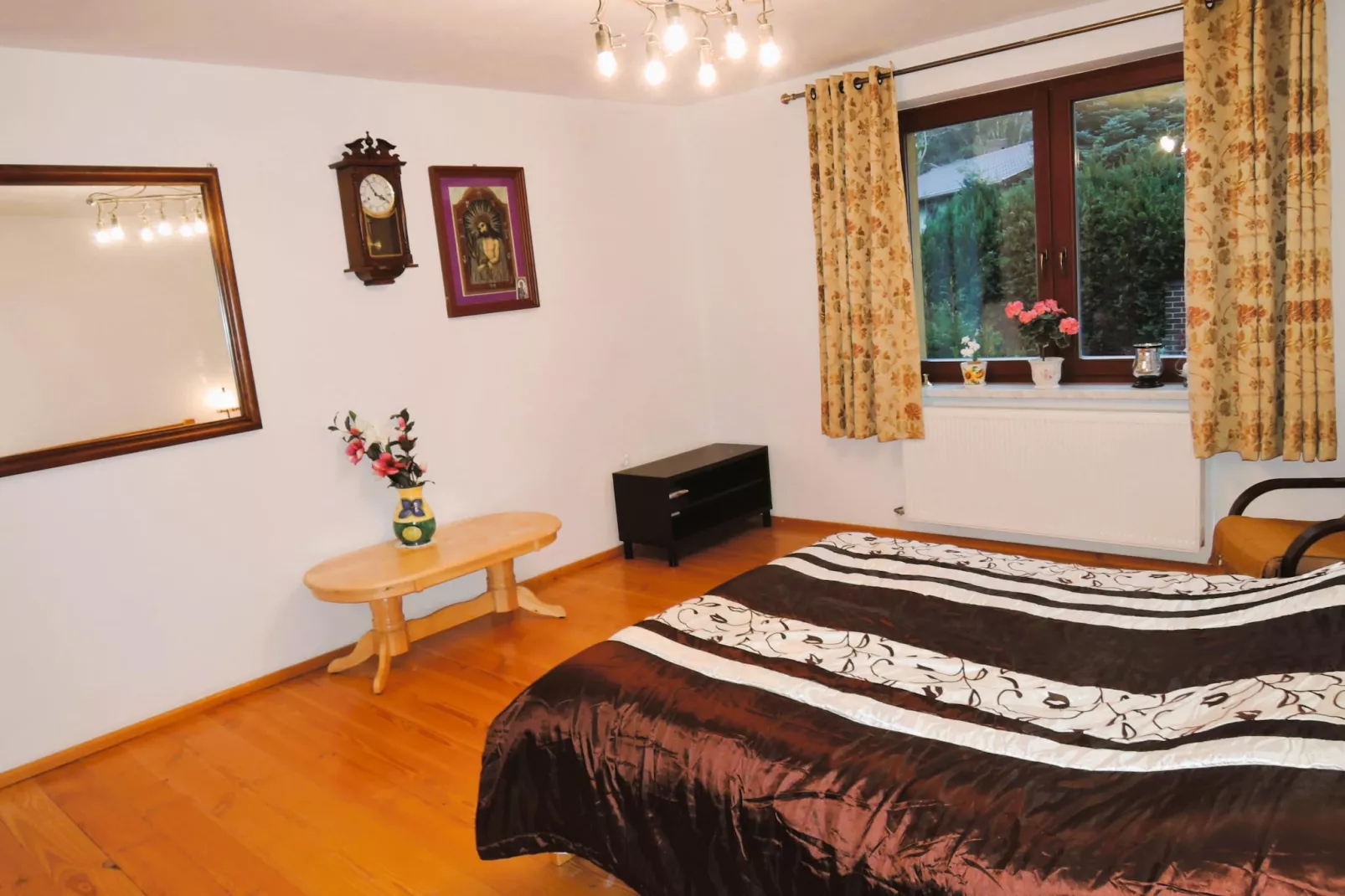 Big holiday home in Kolczewo for 6 persons-Chambre