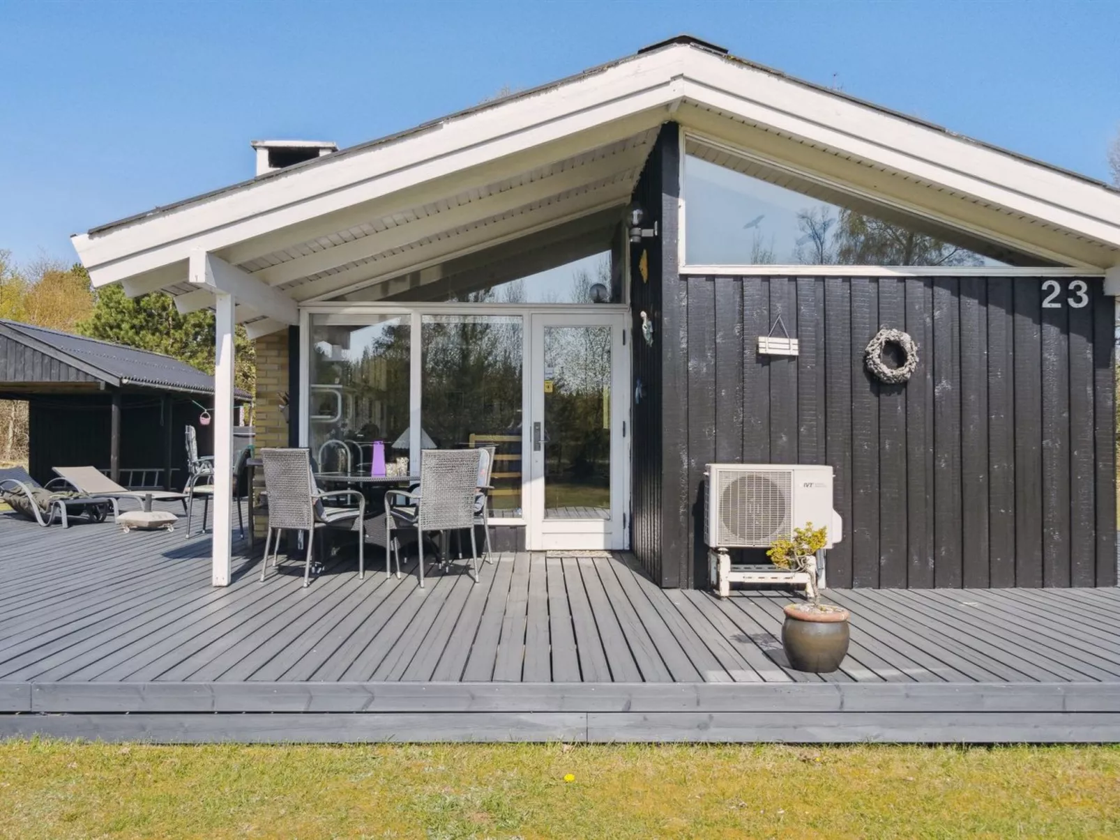 "Alvine" - 475m from the sea-Outside