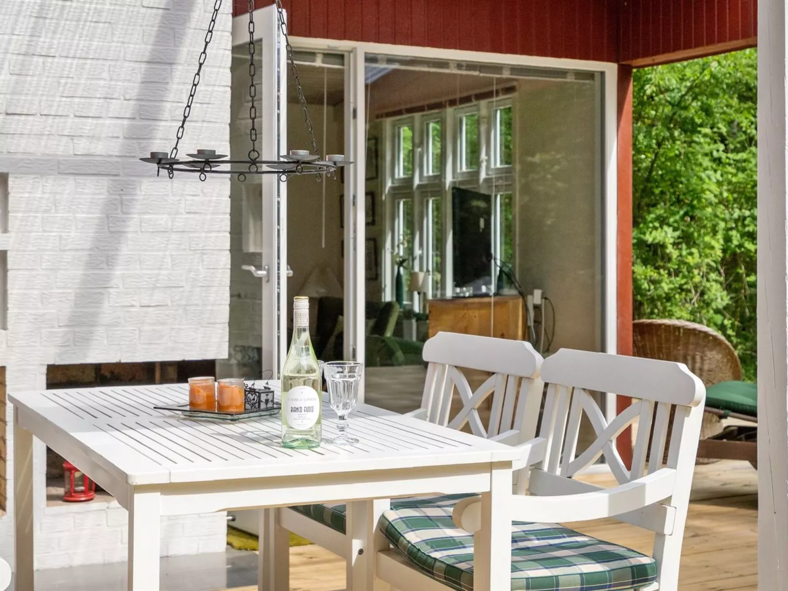 "Deik" - 2km to the fjord-Outside