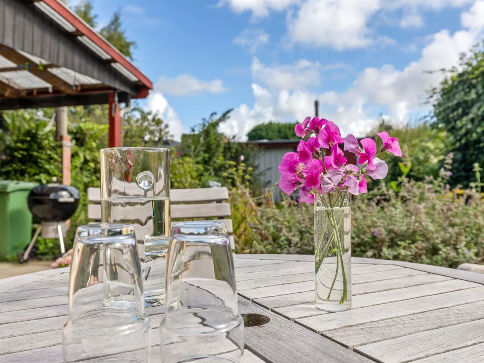 "Detlef" - 200m from the sea-Draußen