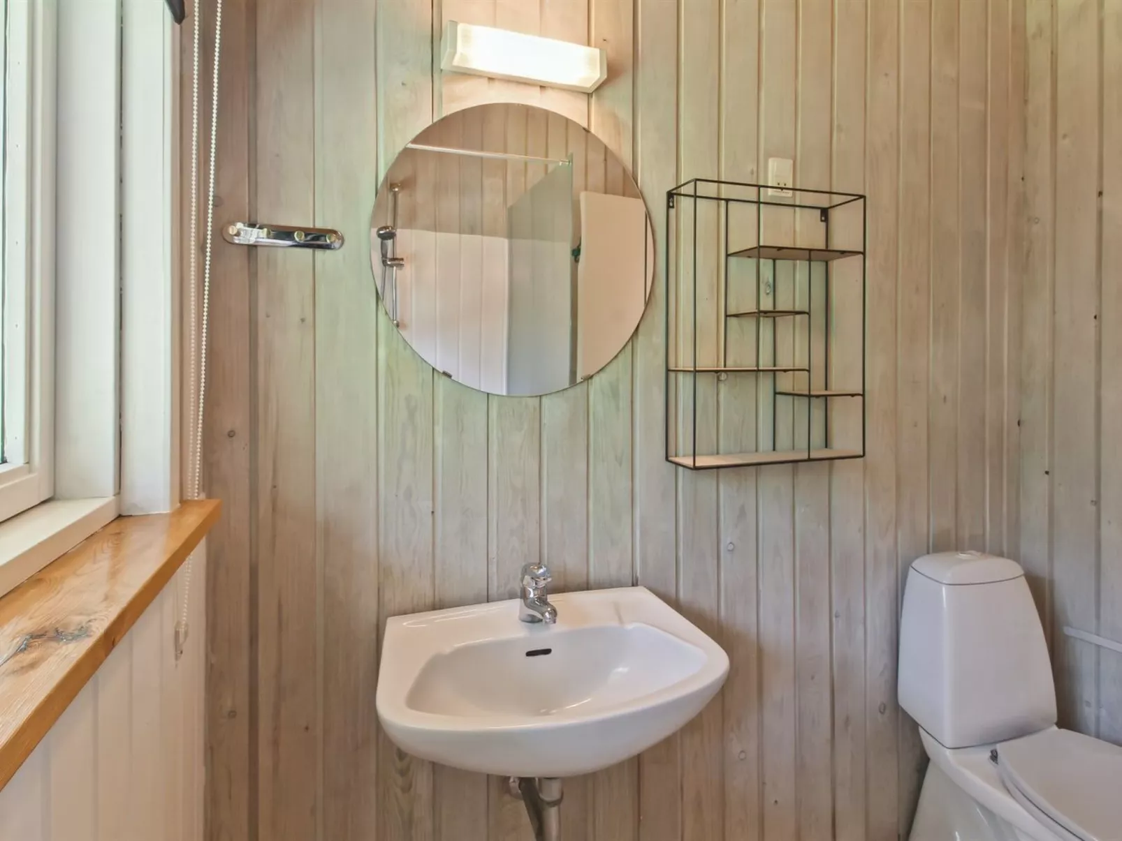 "Thordo" - 2.4km from the sea-Inside