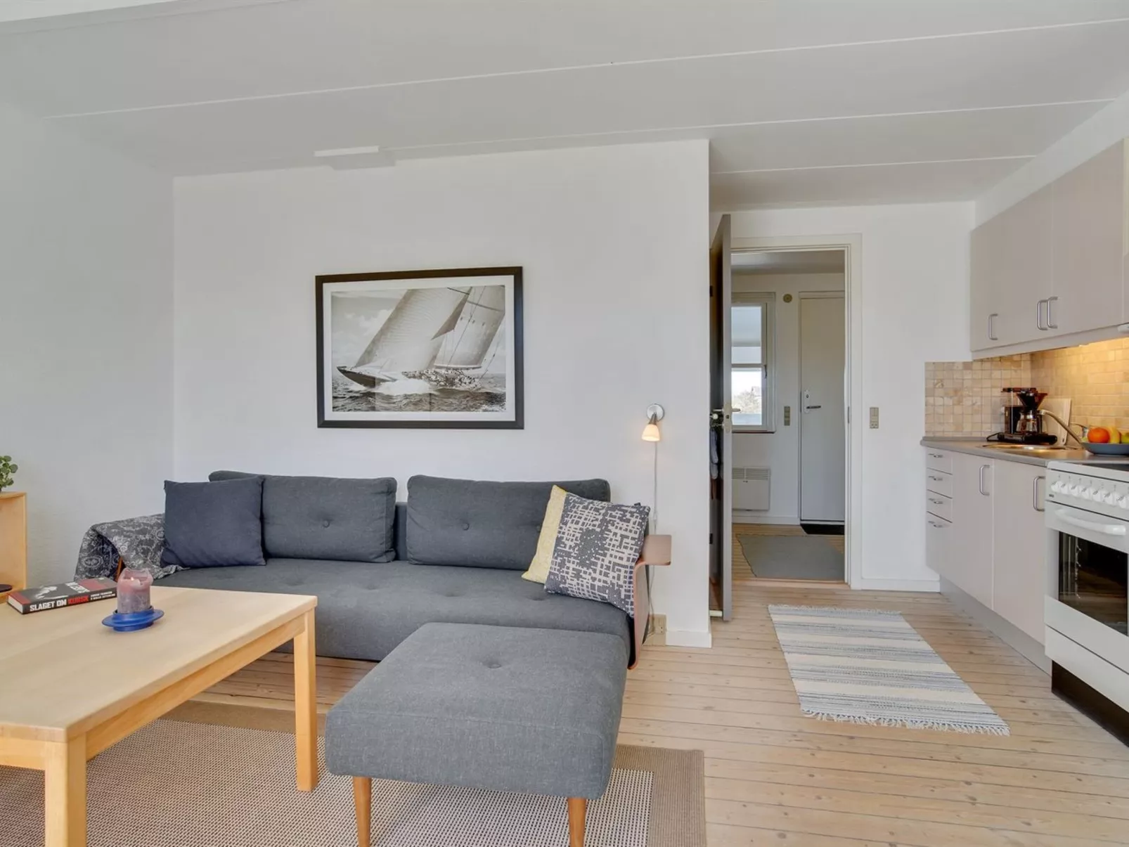 "Aline" - 1km from the sea-Inside