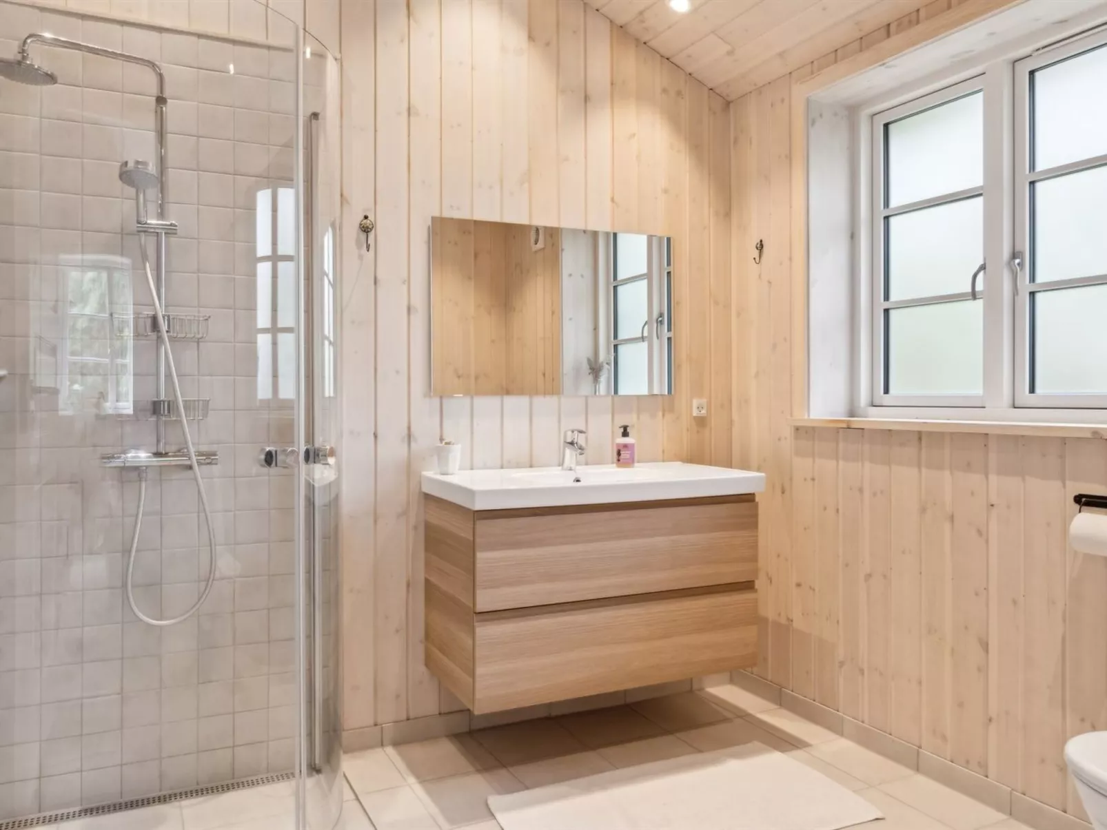 "Grethe" - 750m from the sea-Inside