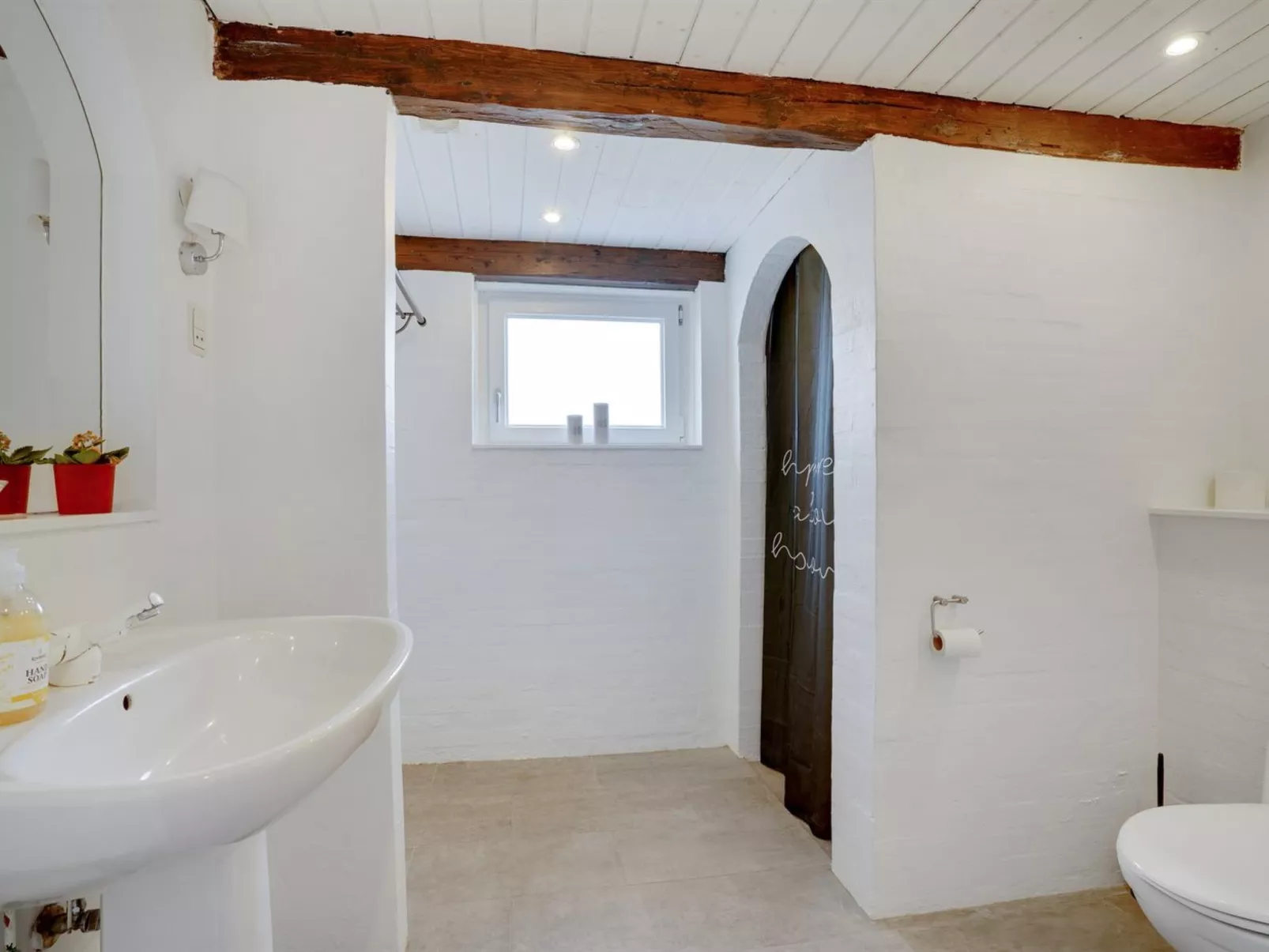 "Ailke" - 2km to the fjord-Inside