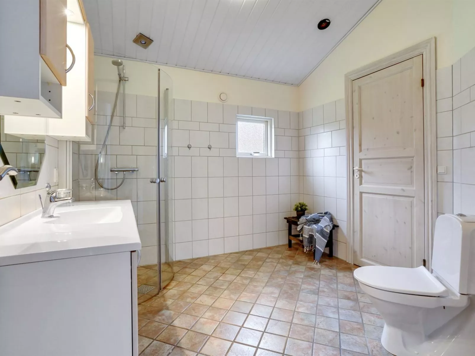 "Anica" - 29km from the sea-Drinnen