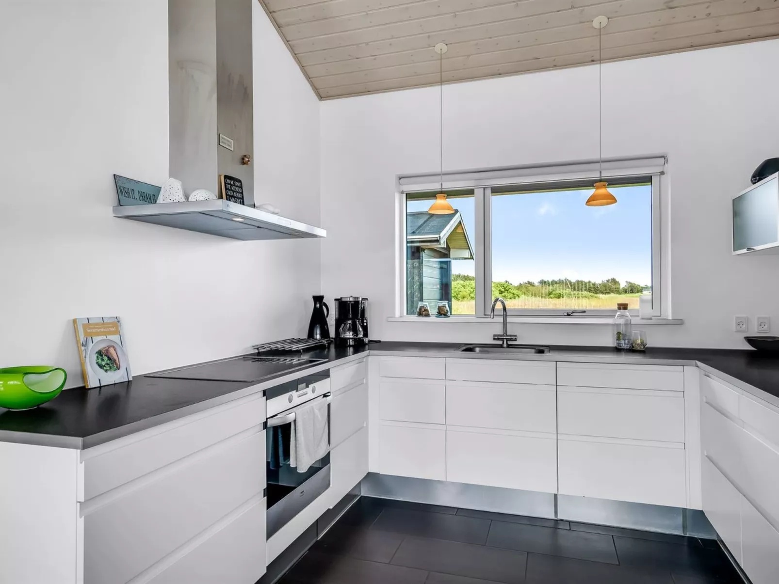 "Meino" - 1.4km from the sea-Dedans