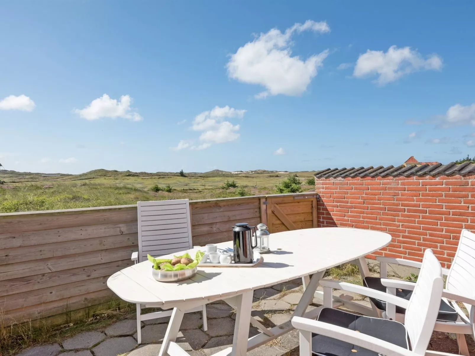 "Dorothea" - 450m to the fjord-Draußen