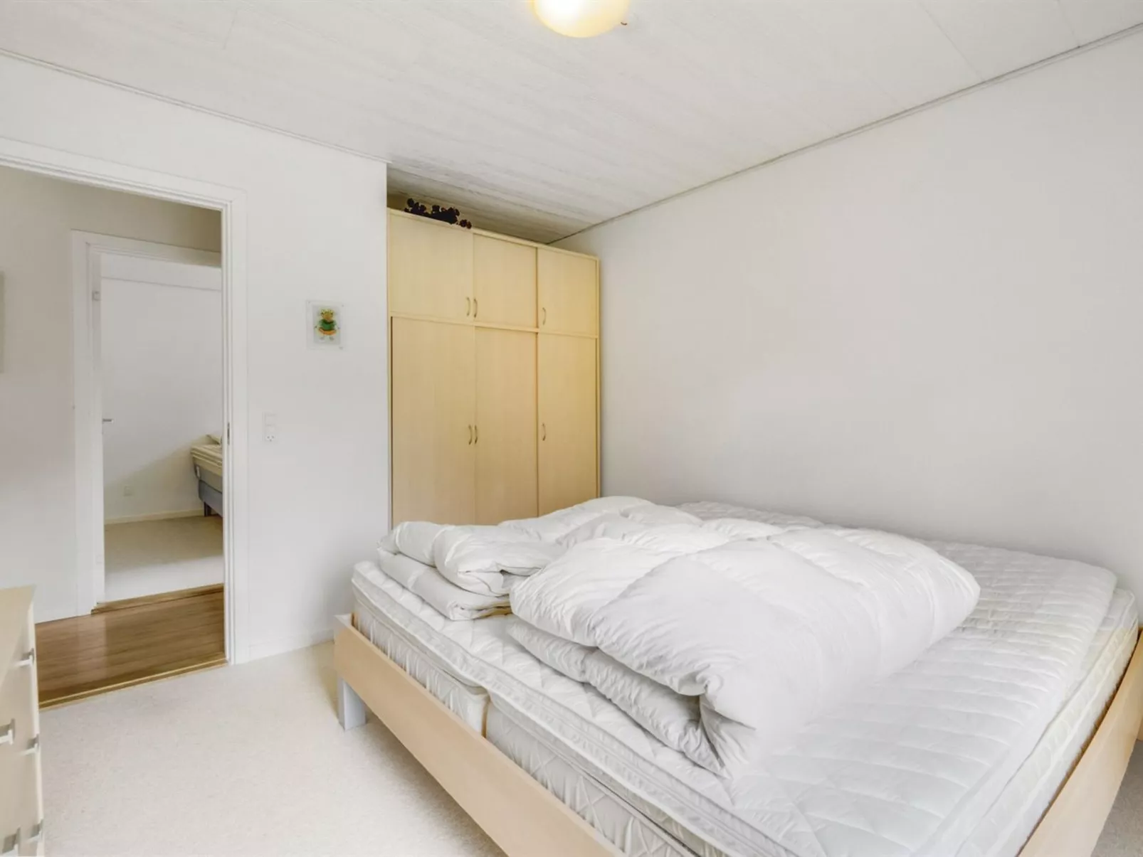 "Mikkeline" - 400m to the fjord-Drinnen