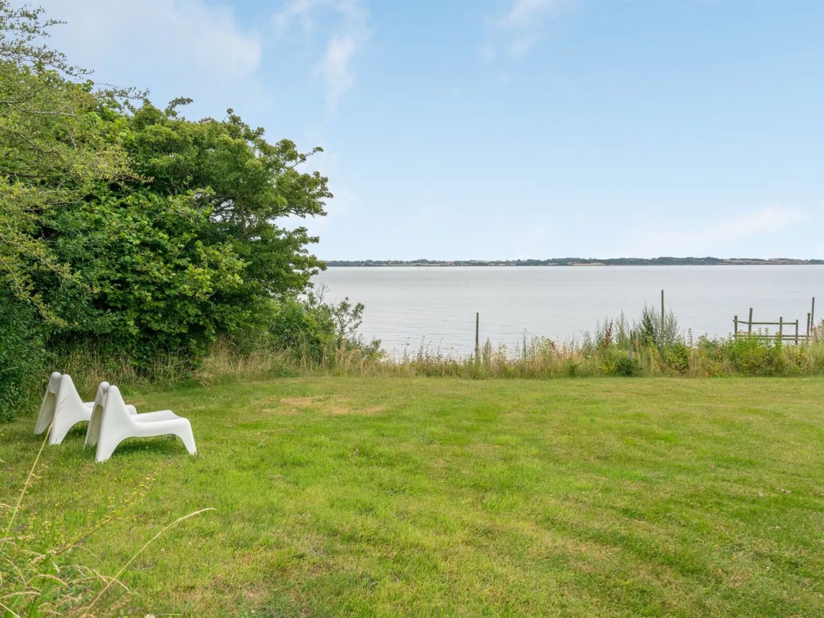 "Sissela" - 5m from the sea-Draußen