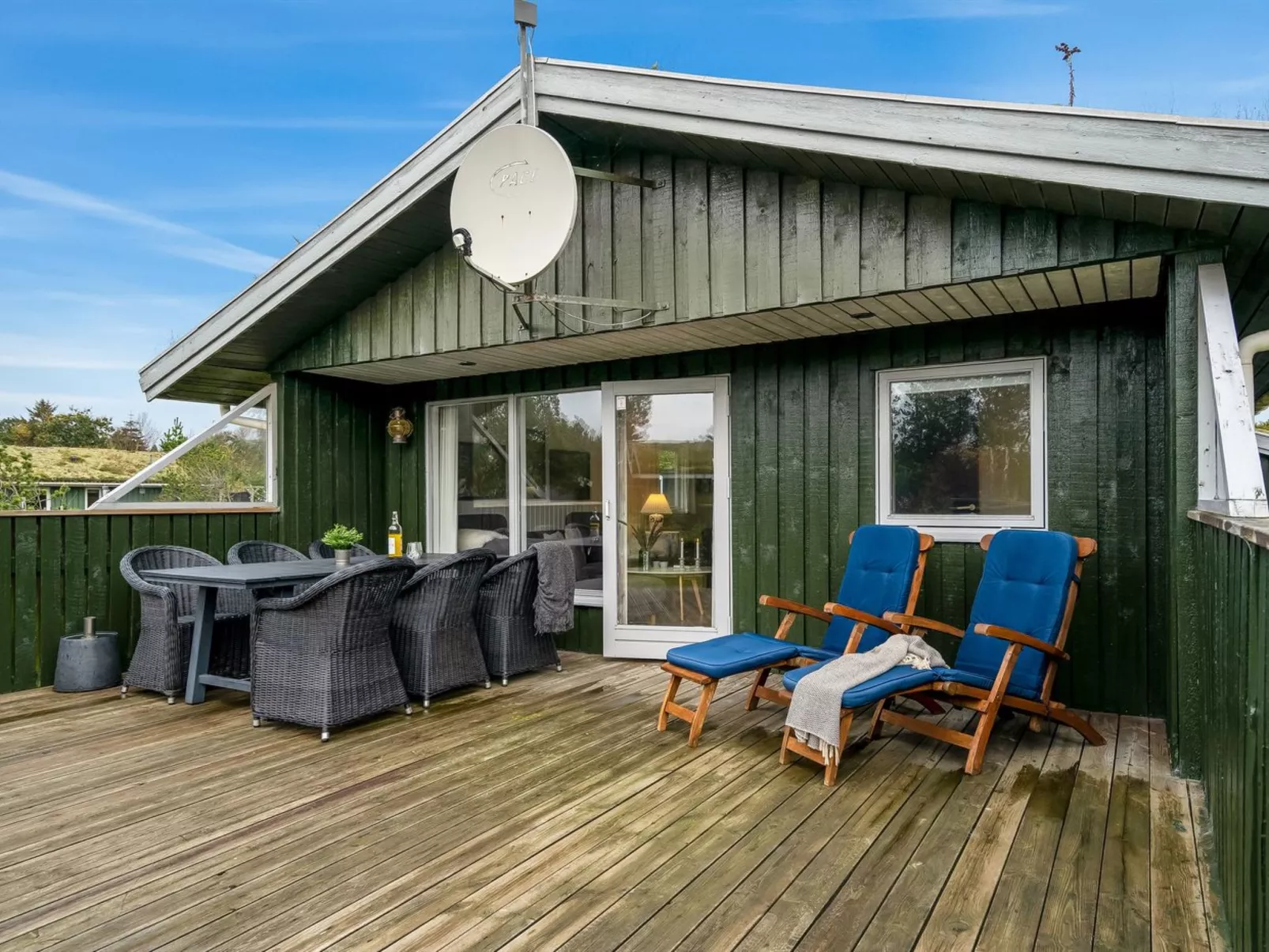 "Birghir" - 1.5km from the sea-Outside