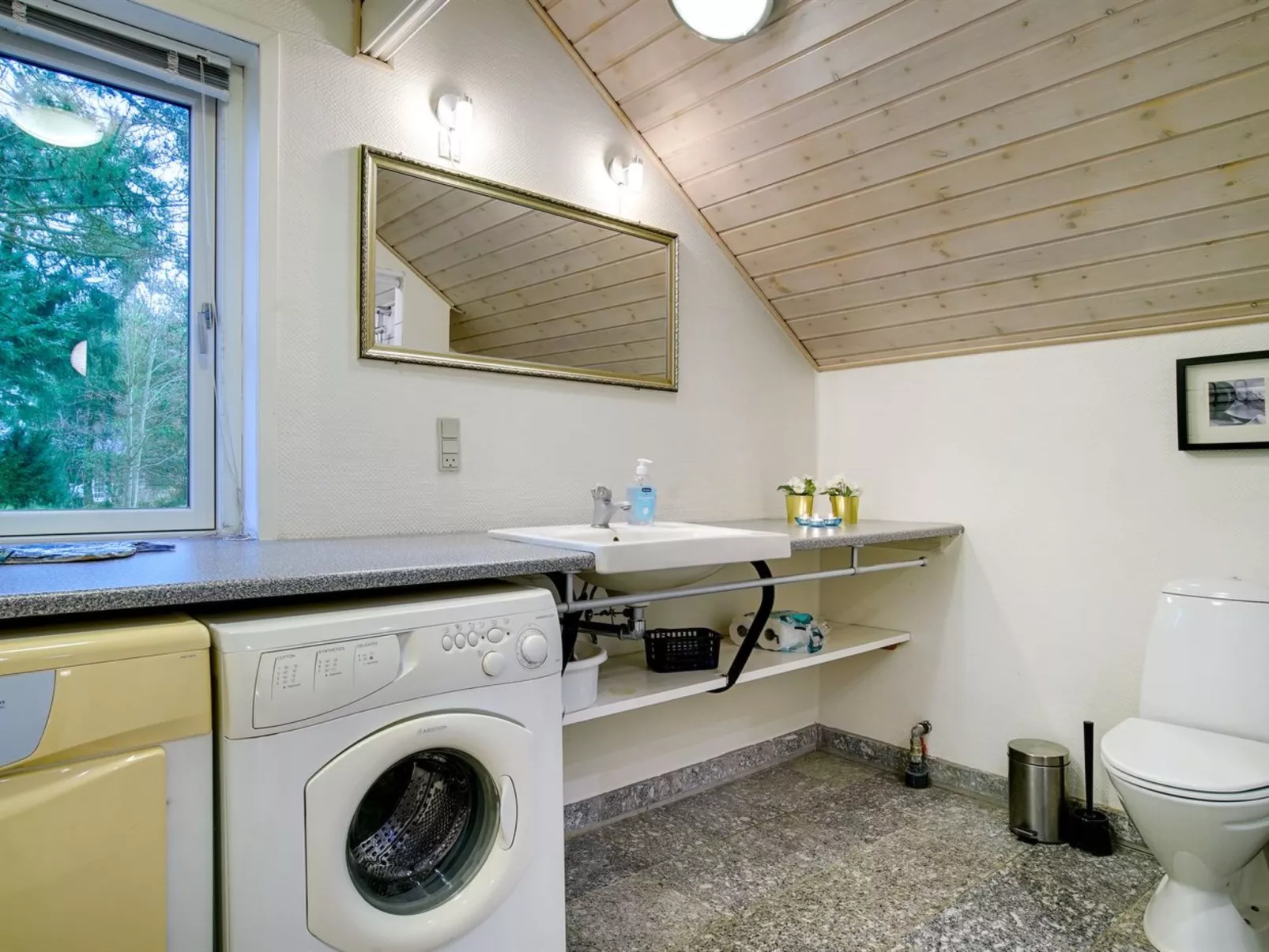 "Sahra" - 200m from the sea-Inside