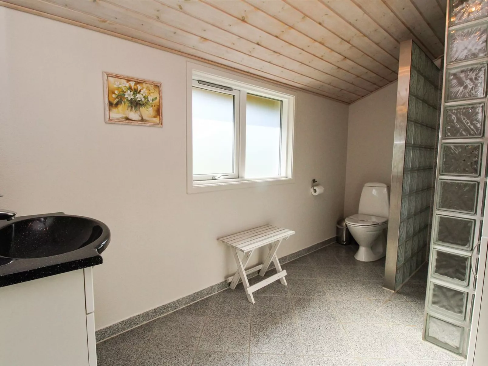 "Beeke" - 1.4km from the sea-Drinnen