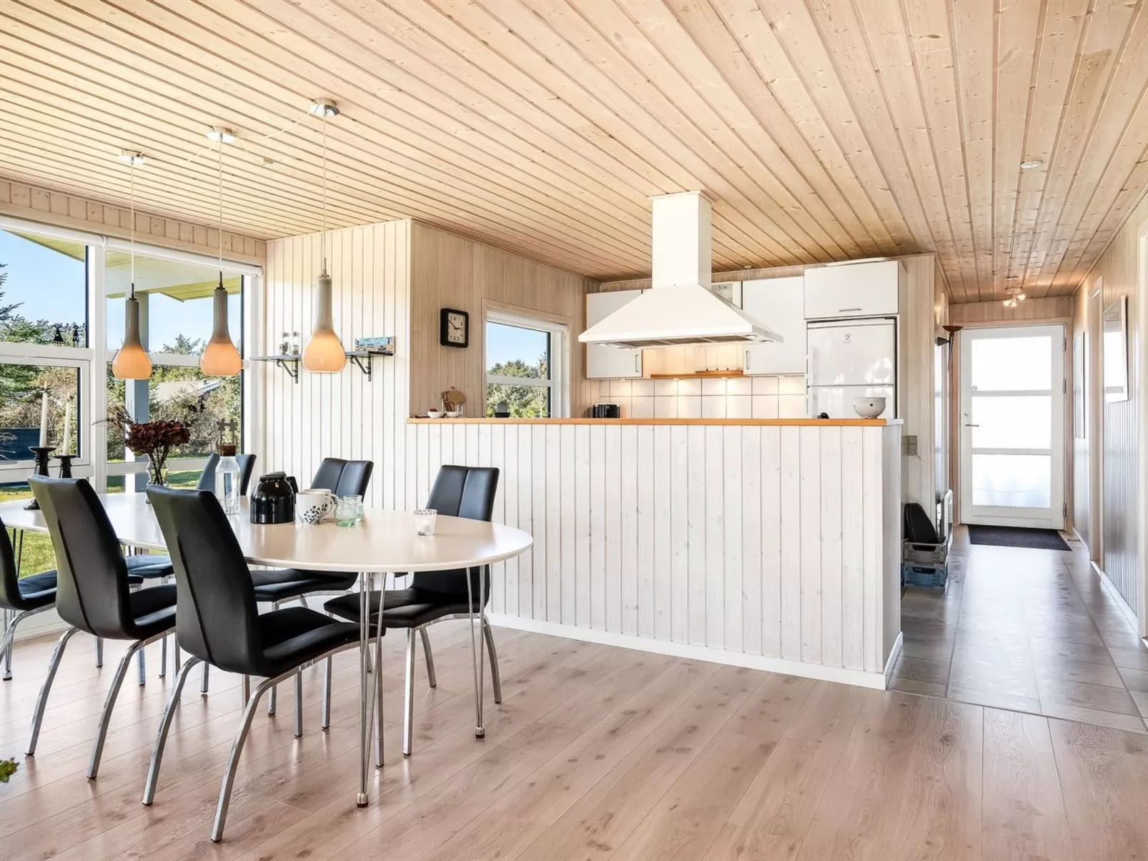 "Troels" - 750m from the sea-Inside