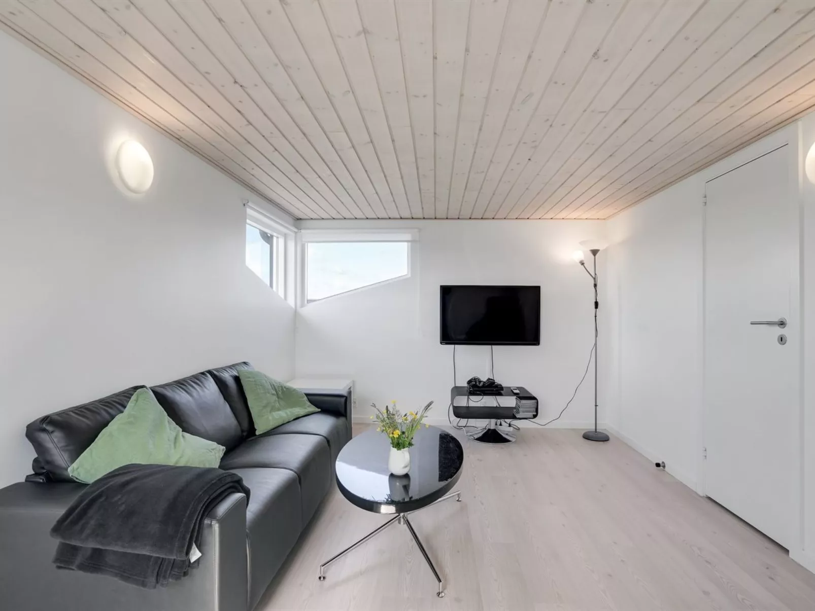 "Vitori" - 800m from the sea-Inside