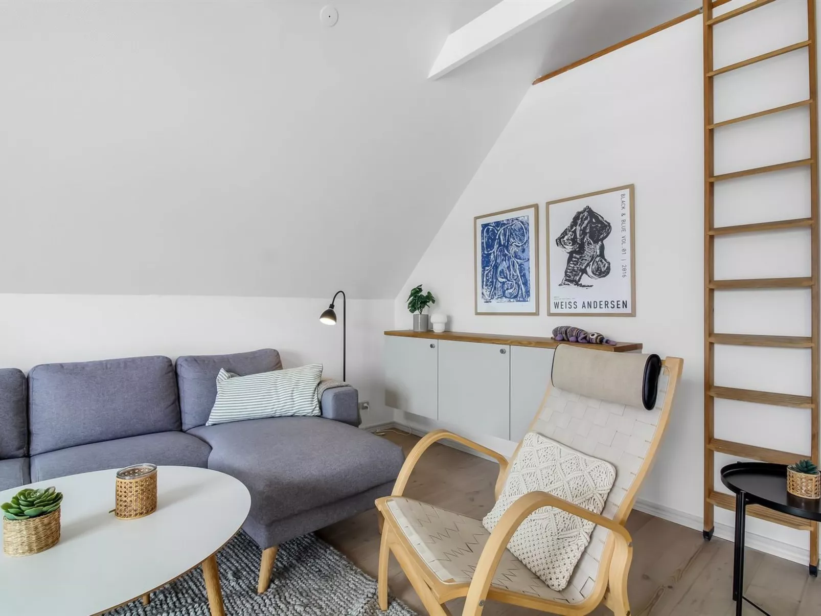 "Poulsen" - 200m from the sea-Drinnen