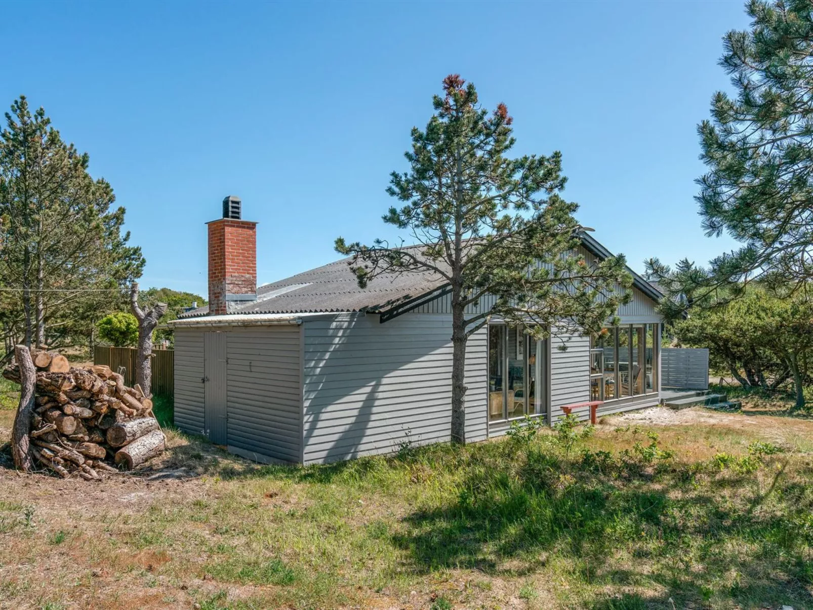 "Petersen" - 50m from the sea-Outside