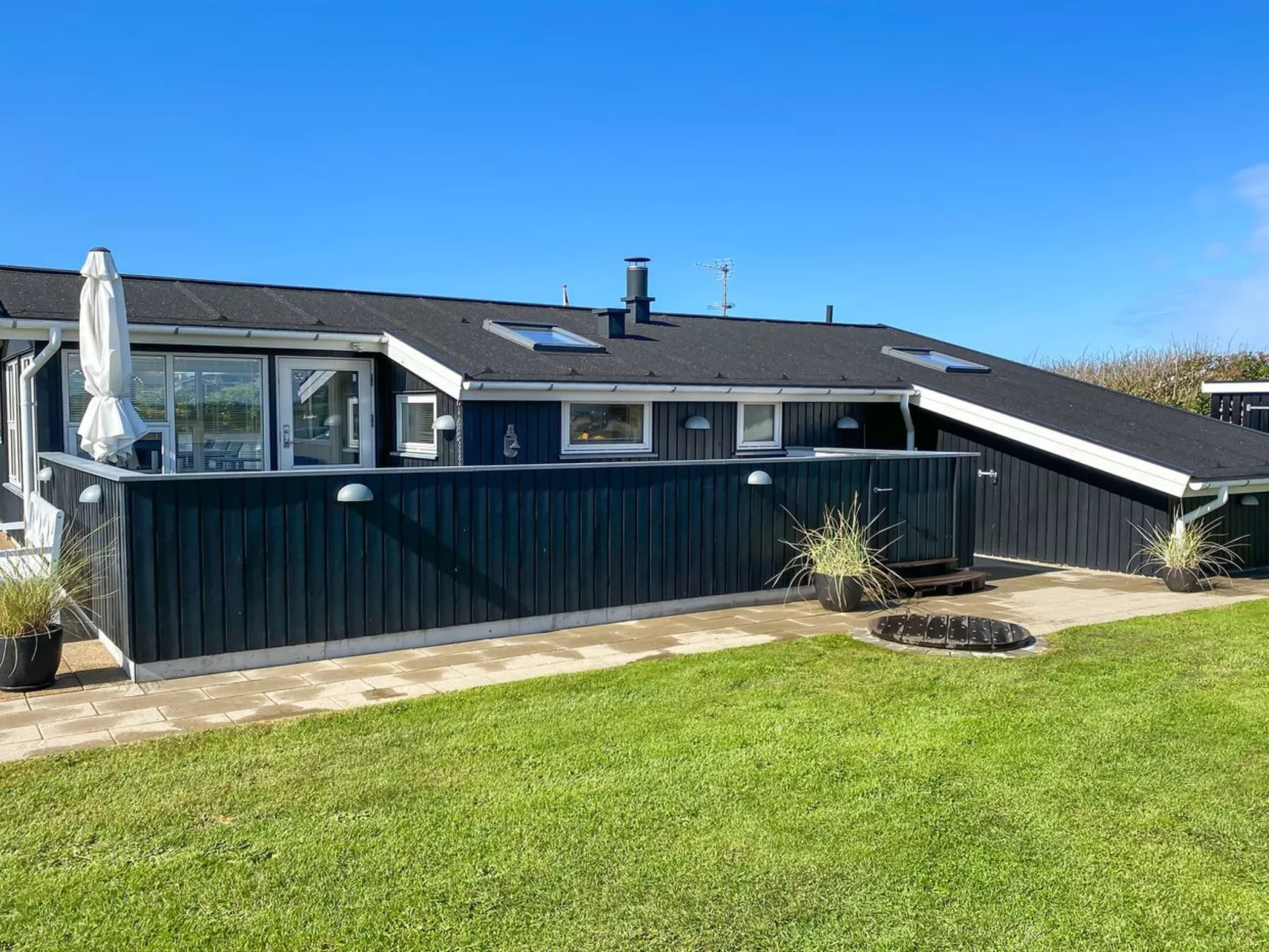 "Laurits" - 300m from the sea-Draußen