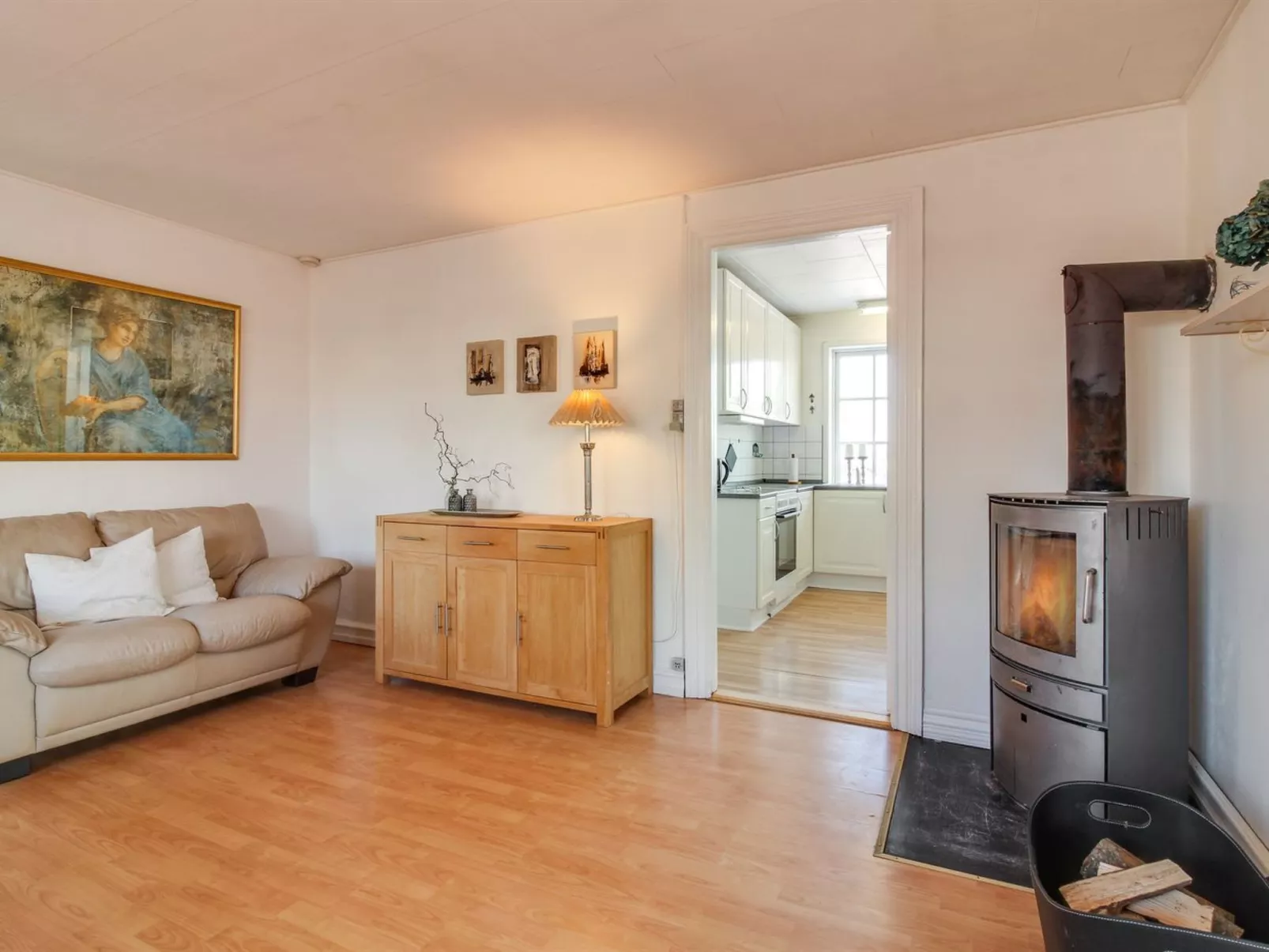 "Fraþulf" - 6km from the sea-Dedans