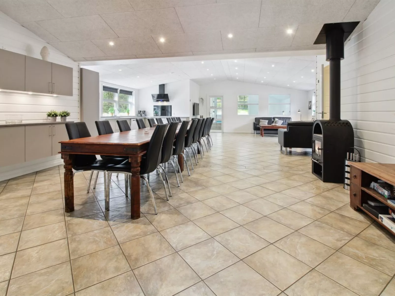 "Nael" - 1.6km from the sea-Drinnen