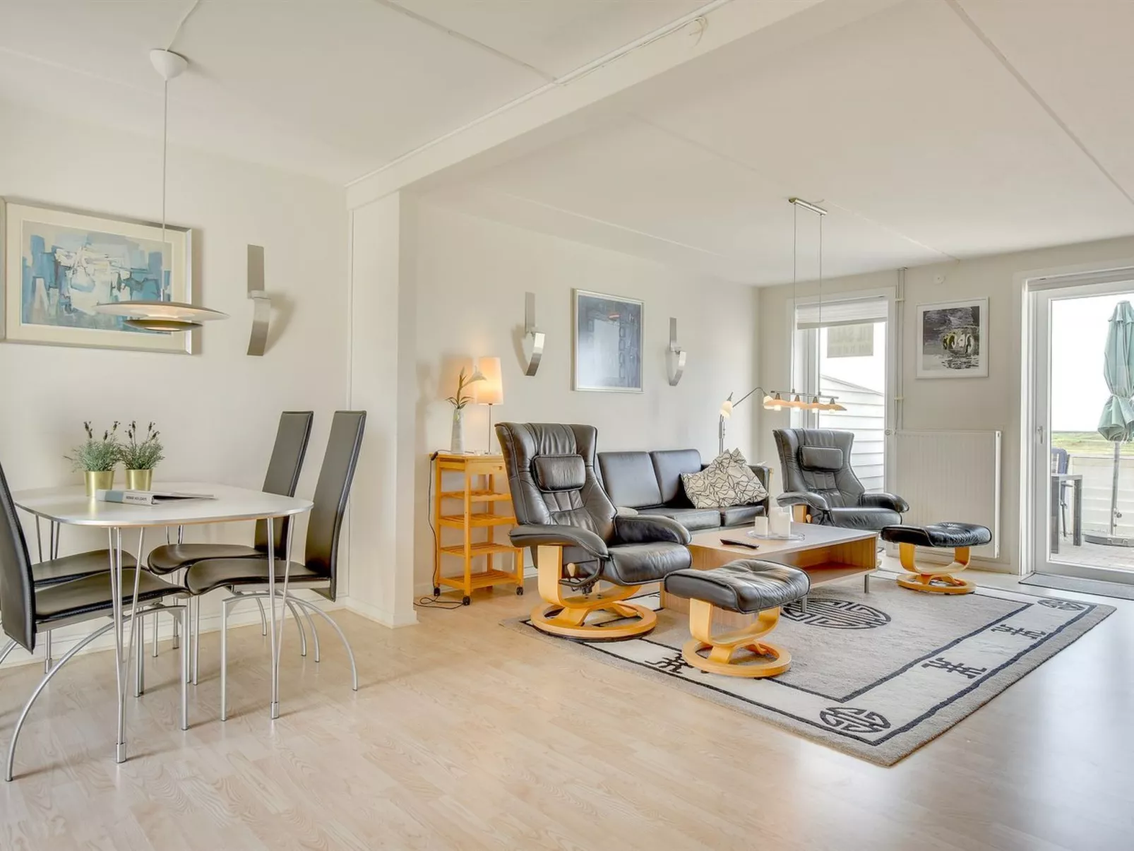 "Helvig" - 2.3km from the sea - Inside