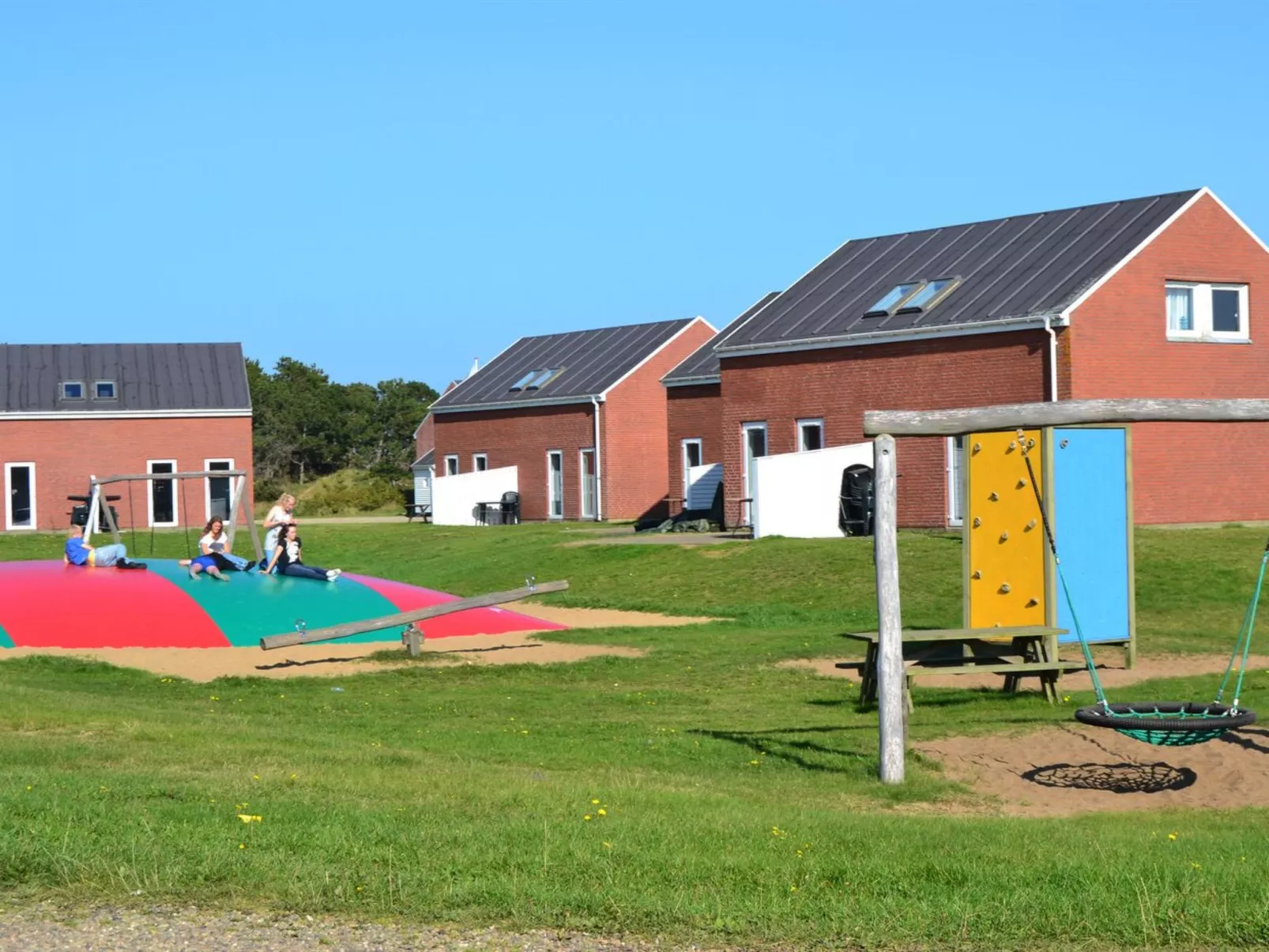 "Ennike" - 2.3km from the sea - Outside